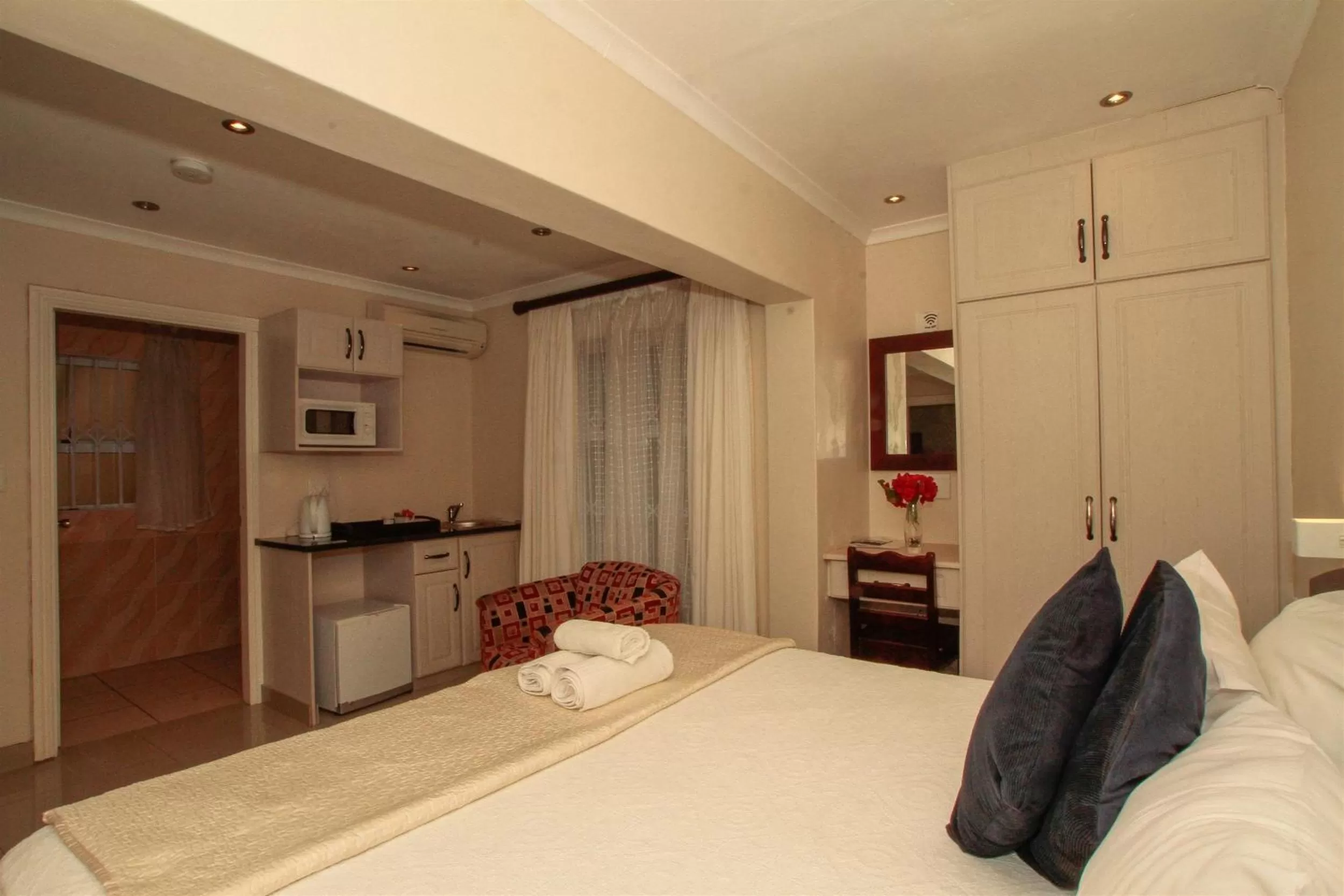 Bed in Addis Bed and Breakfast