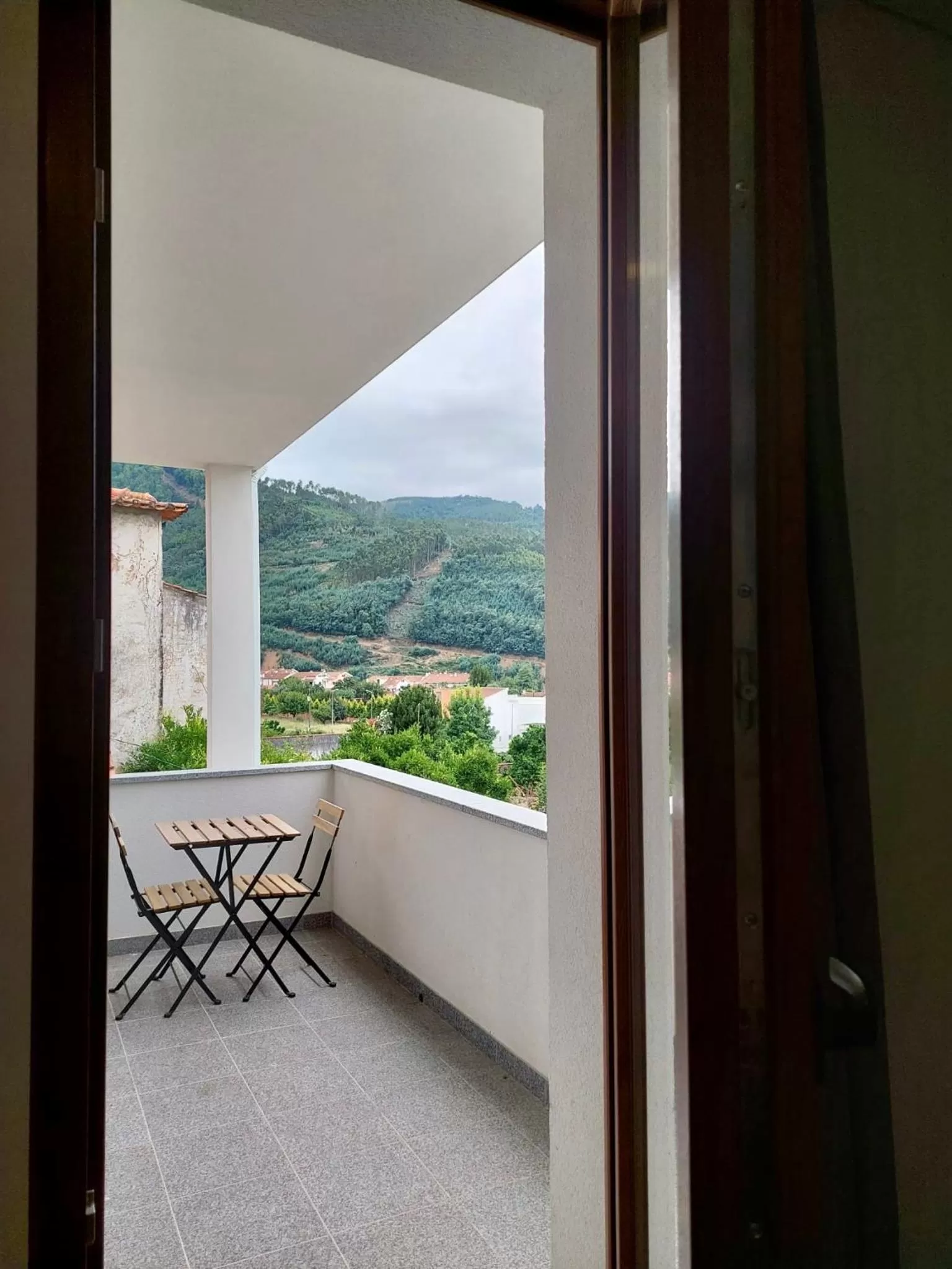 Mountain View in OH Studios Lousã