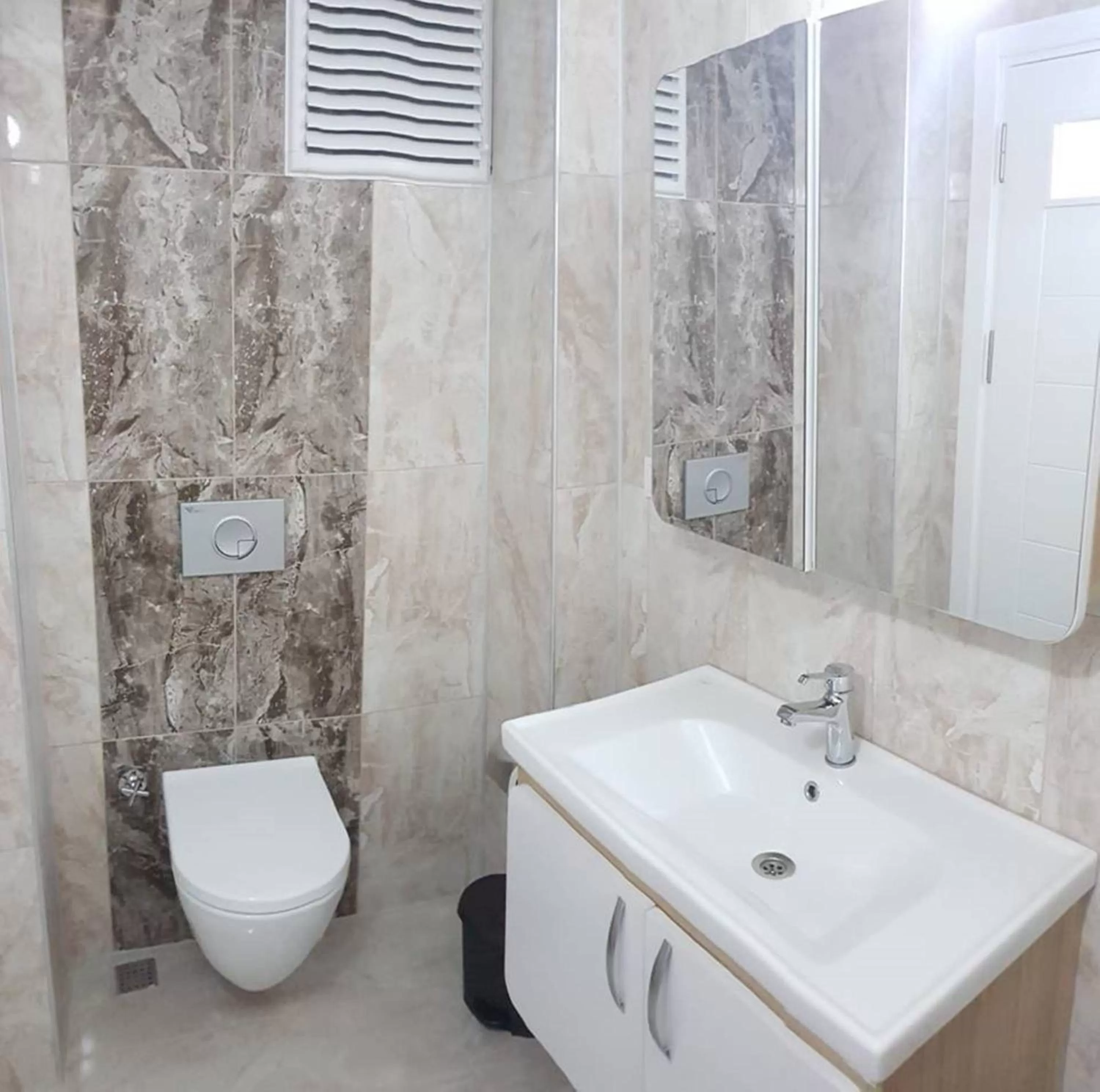 Bathroom in Kusadasi Sezgins Boutique Rooms