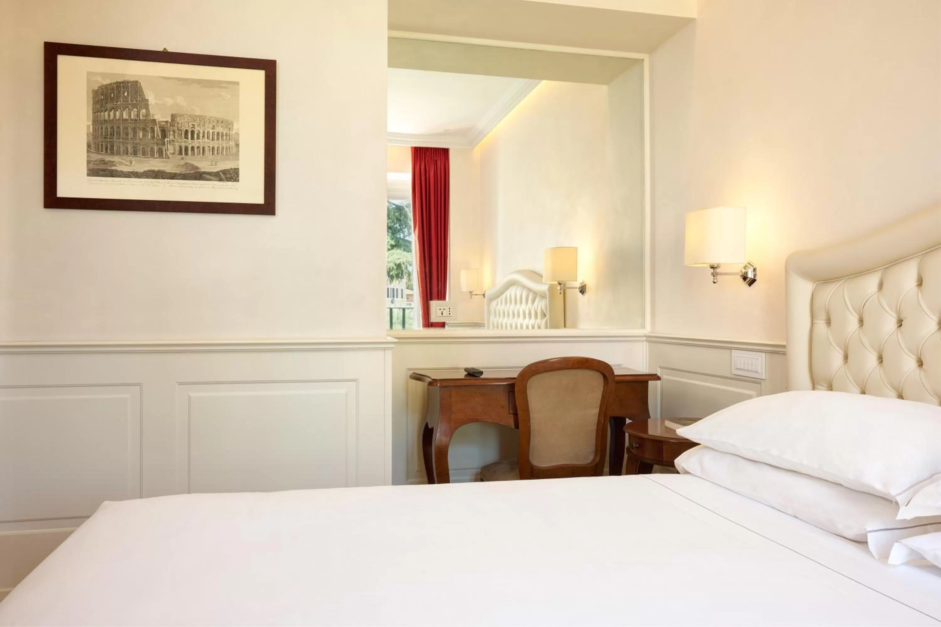 Bedroom, Bed in Hotel Degli Artisti