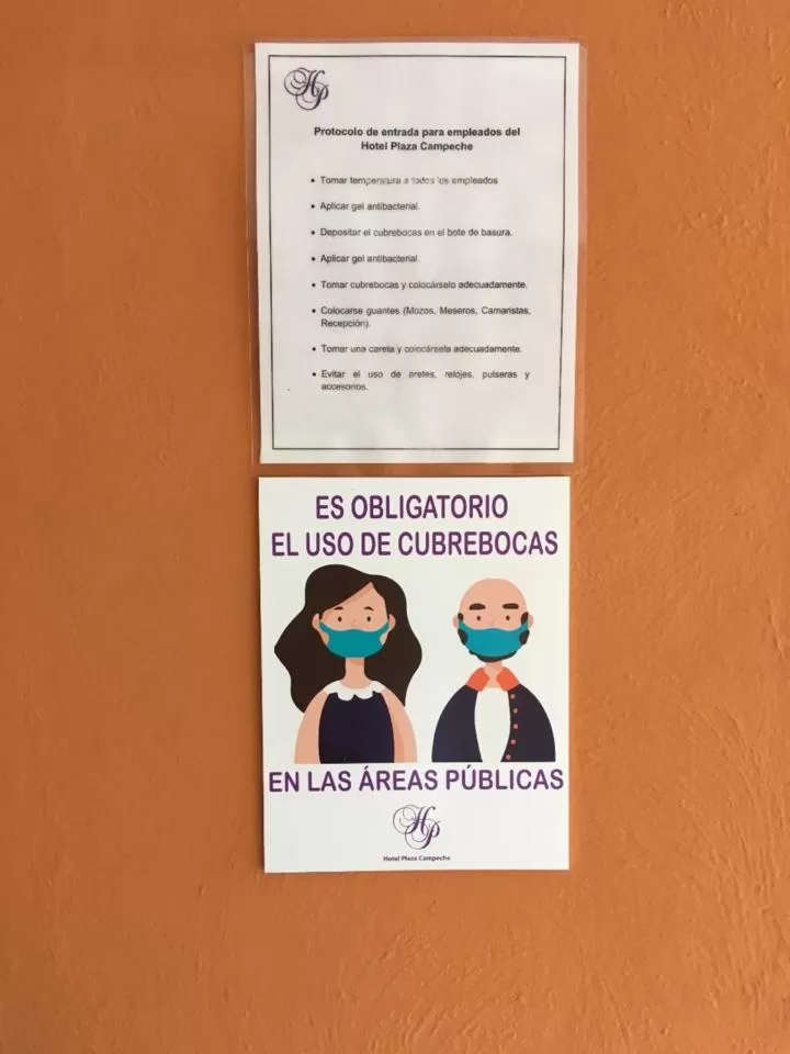 Logo/Certificate/Sign in Hotel Plaza Campeche