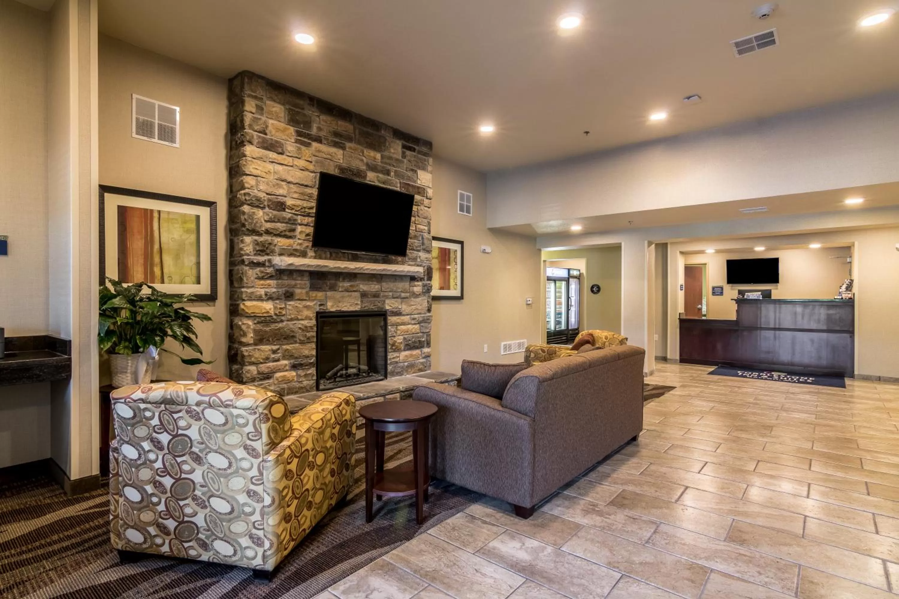 Lobby or reception in Cobblestone Inn & Suites - Barron