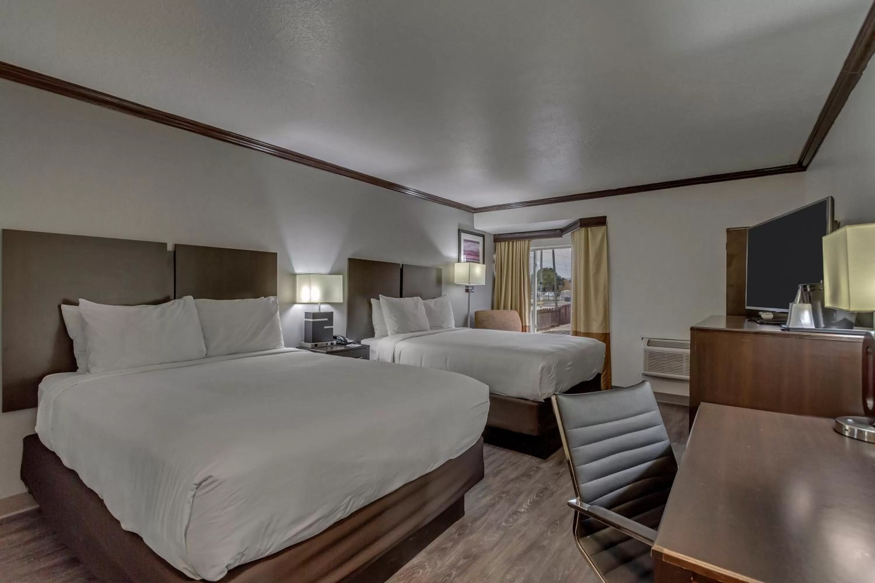 Bed in Park Inn by Radisson, Salt Lake City-Midvale
