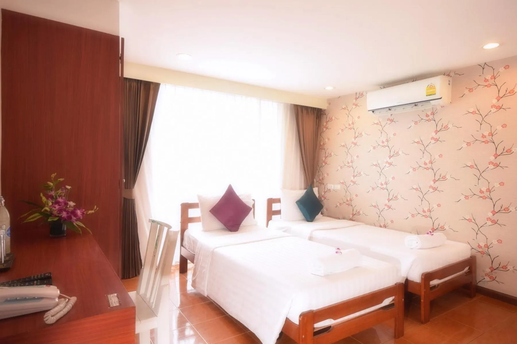 Bed in Blissotel Ratchada