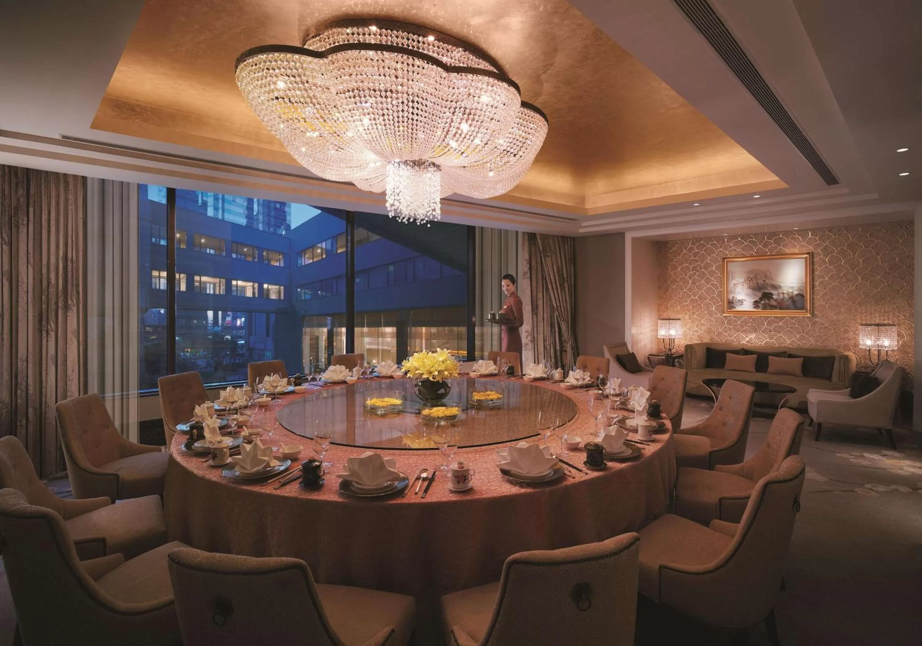 Restaurant/places to eat in Shangri-La Dalian