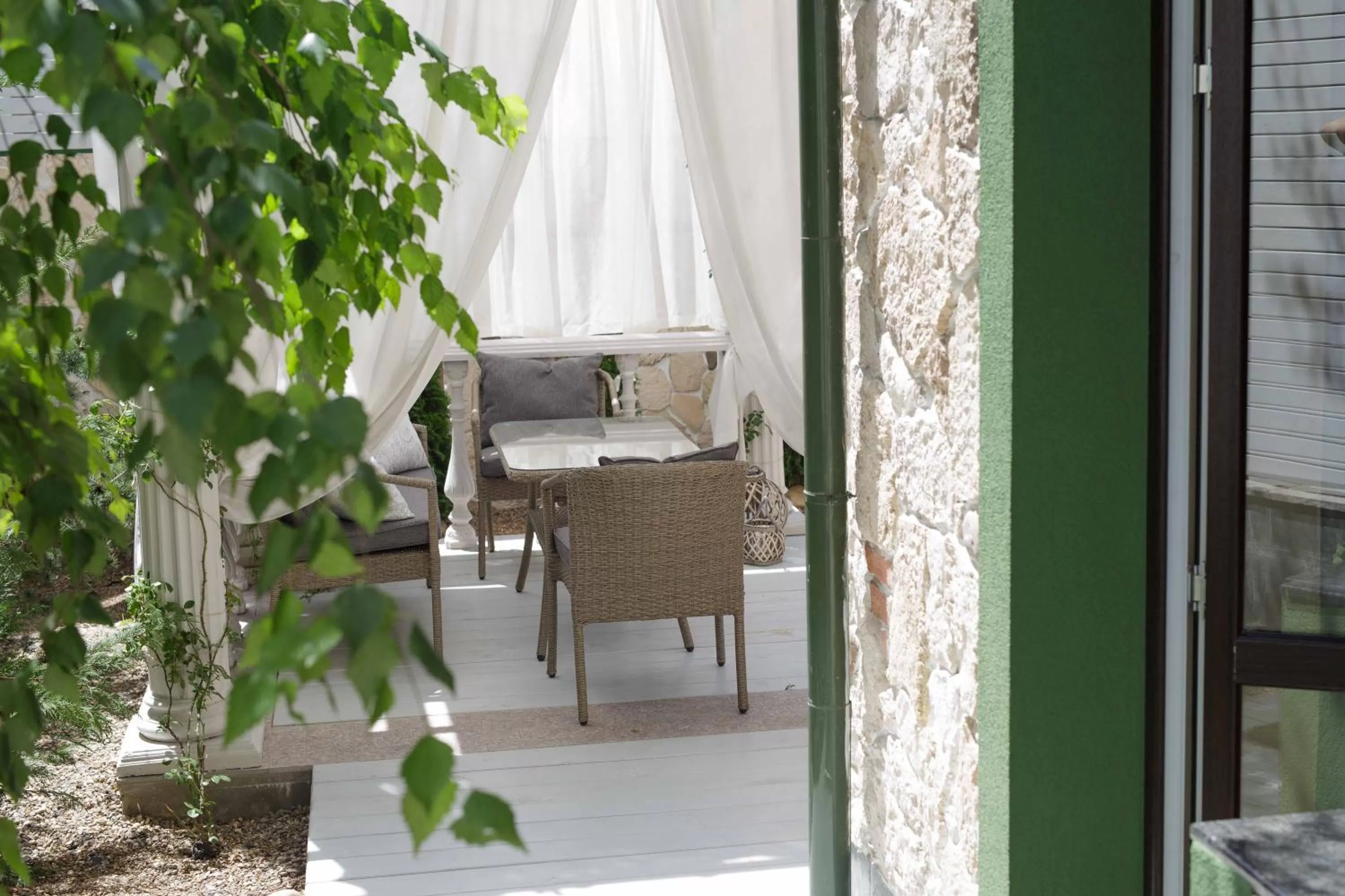 Garden in Weekend Boutique Hotel