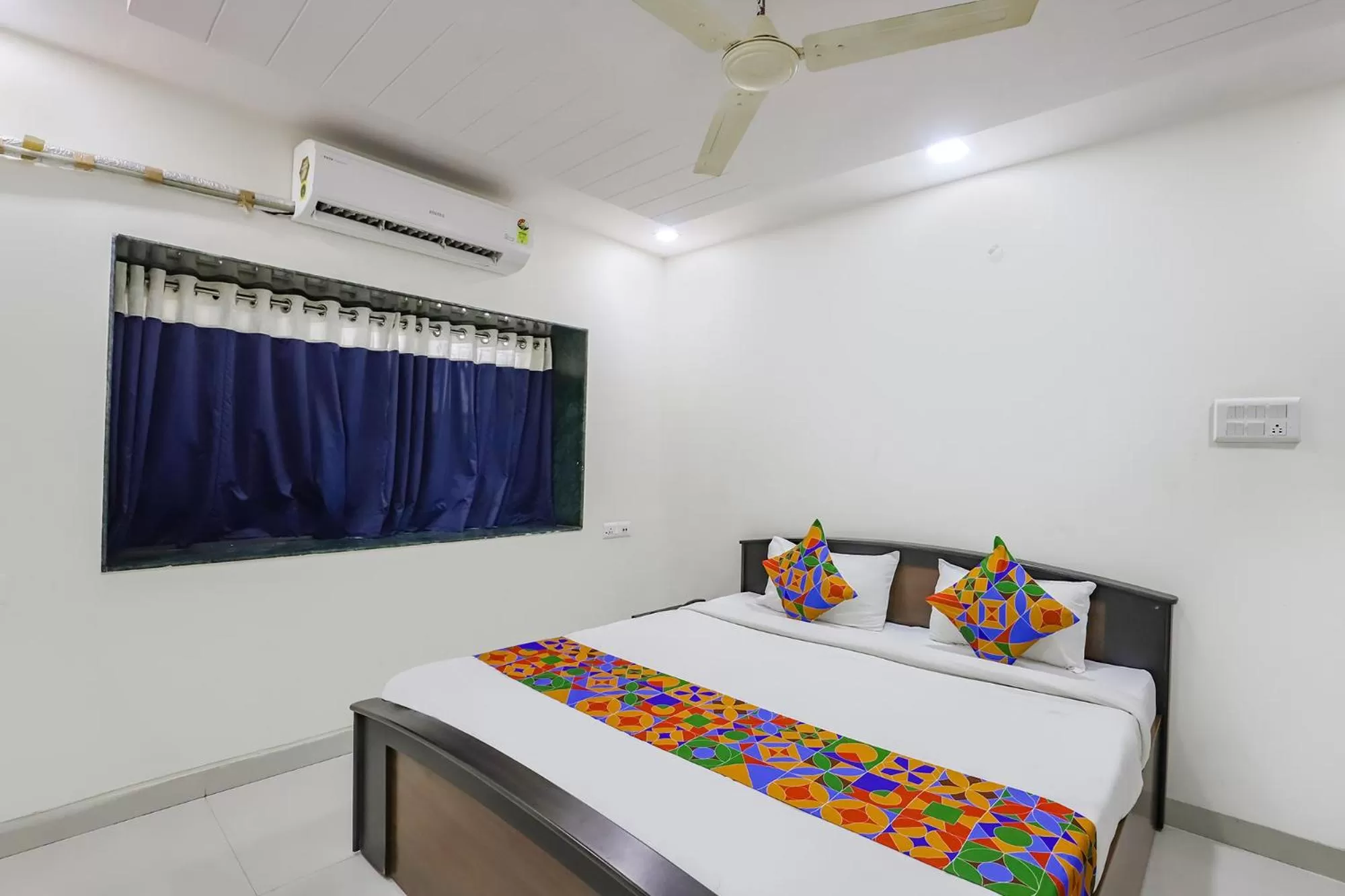 Bed in FabHotel Villa 31