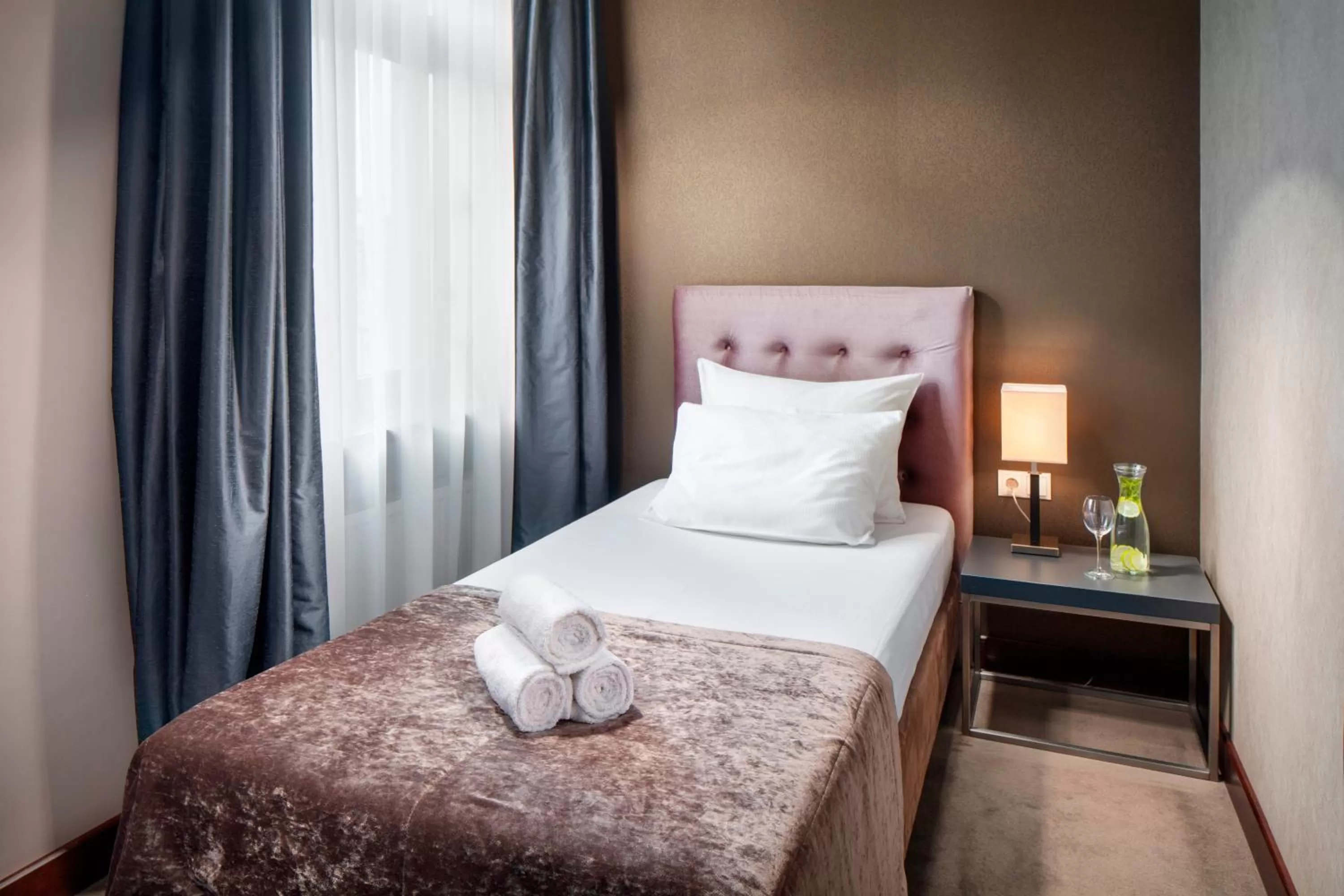 Photo of the whole room, Bed in Hotel Unicus Krakow Old Town - Destigo Hotels