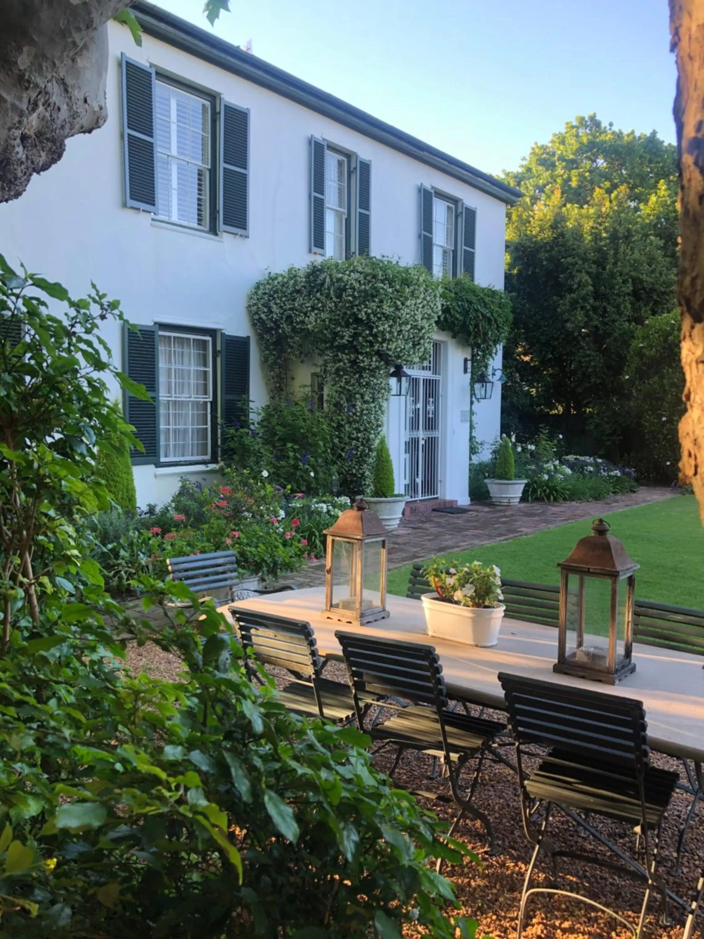 Garden in Sandown Lodge