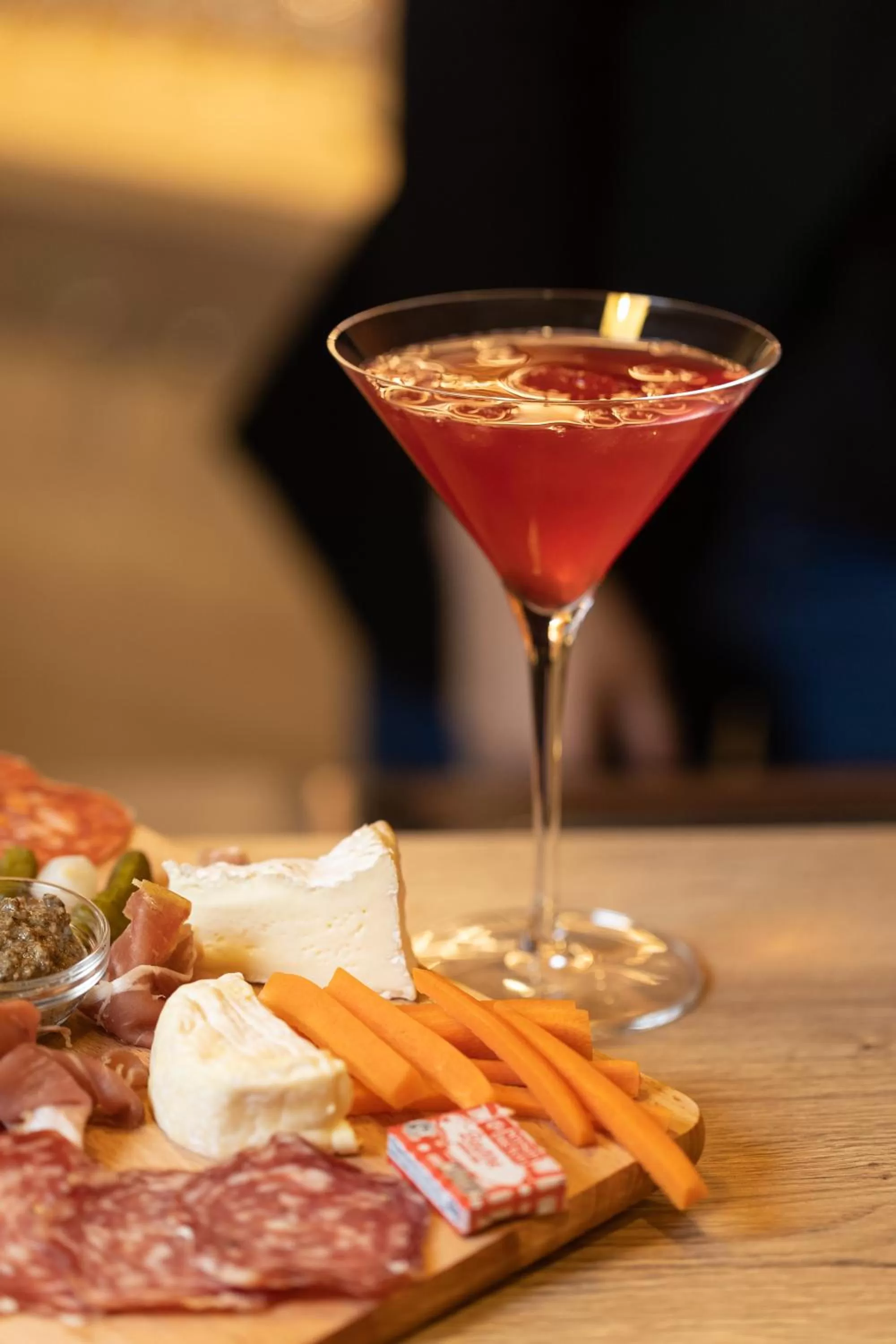 Lounge or bar in Hotel Restaurant Saint James, Montaigu-Vendée The Originals Boutique