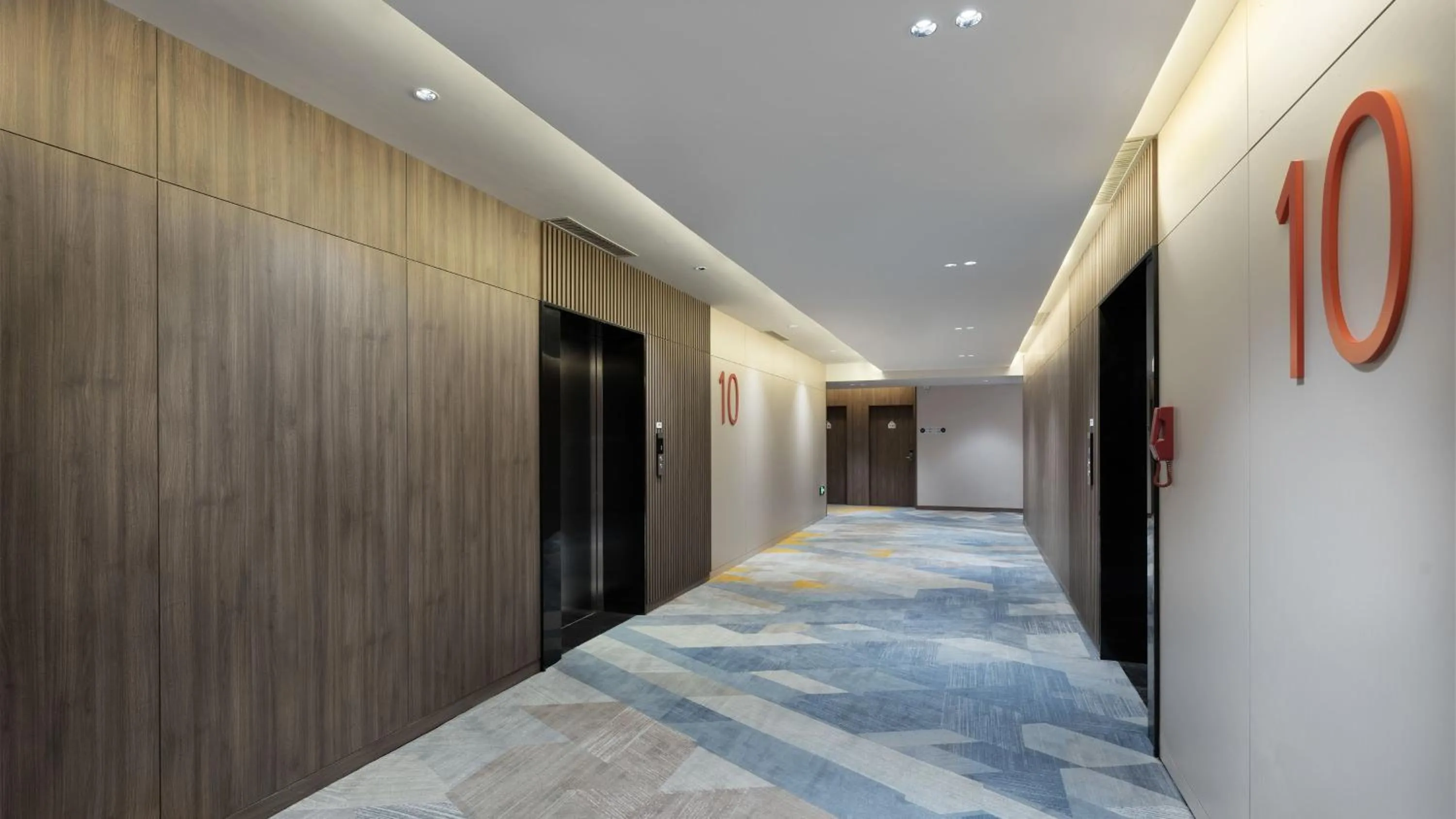 Lobby or reception in Holiday Inn Express Kunming Panlong by IHG