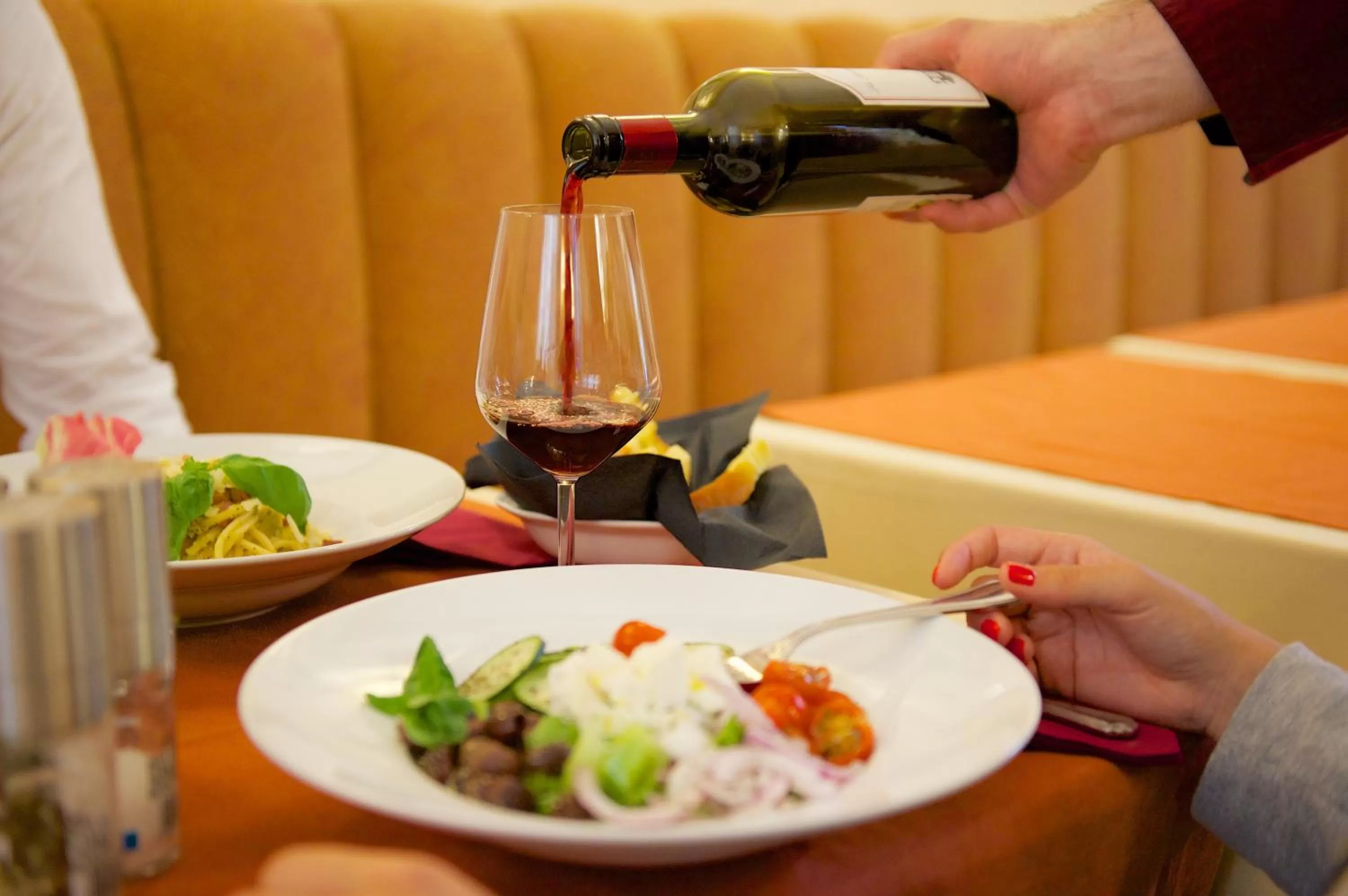 Restaurant/places to eat in Hotel Mercure Milano Centro