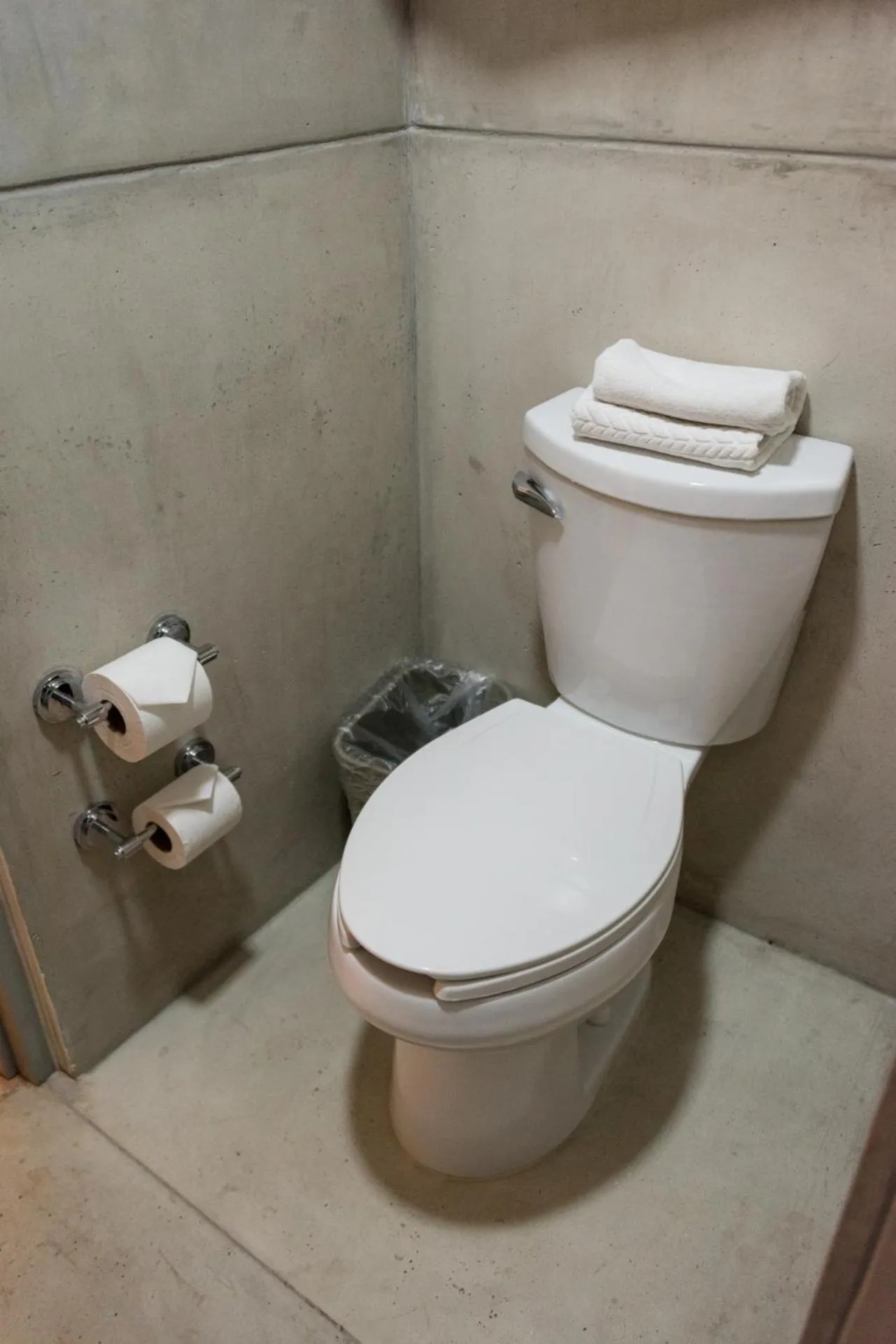 Toilet in Hotel Boutique Naura Centro