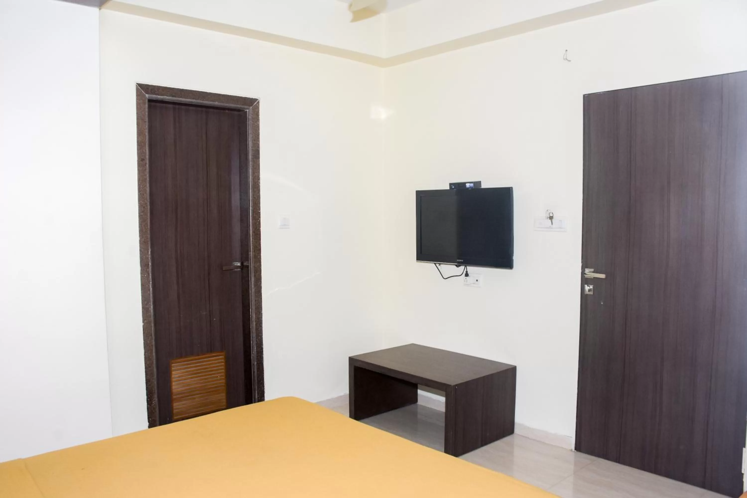 TV and multimedia, Bed in Hotel Vaikunth By Adamo