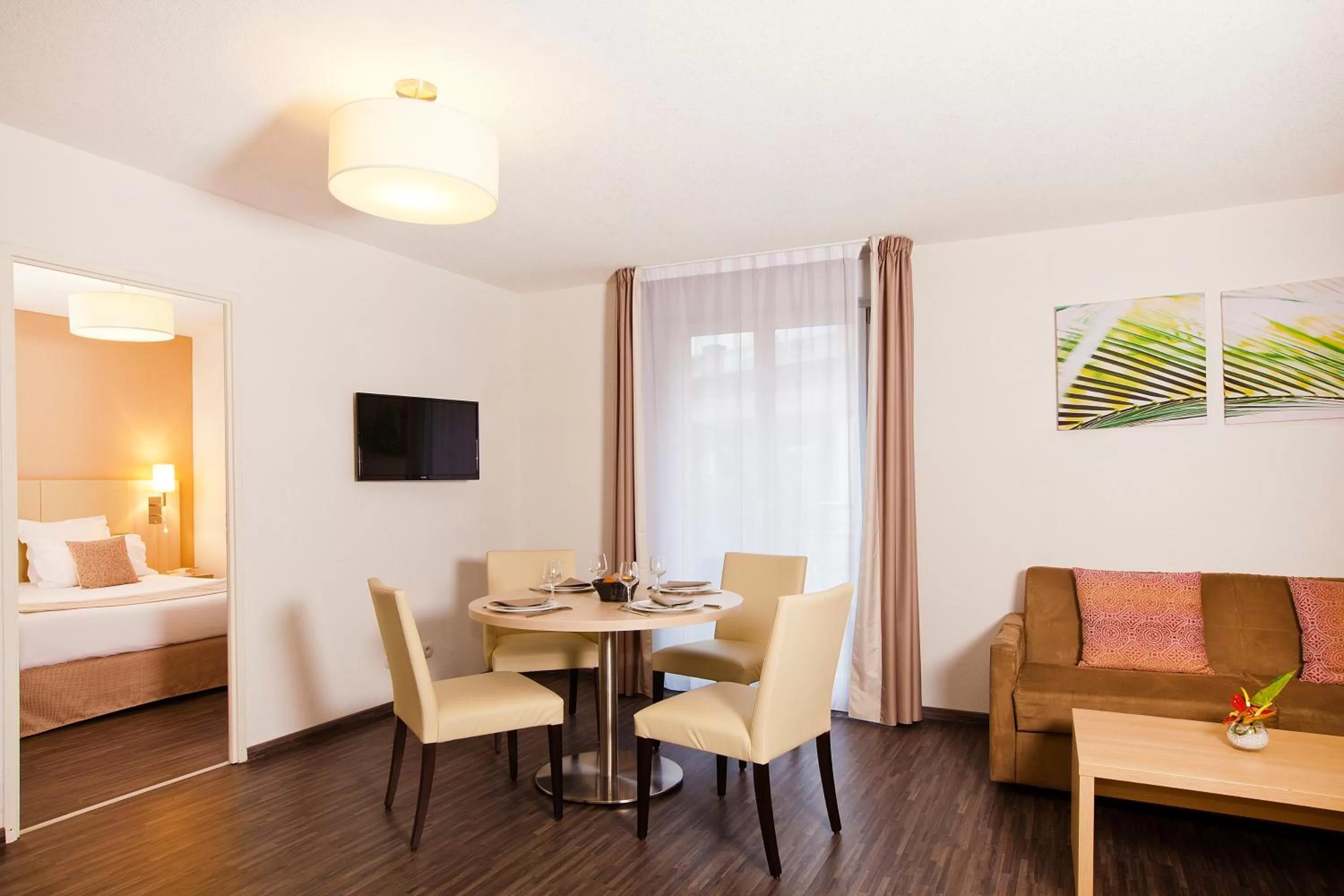 Classic Suite in Residhome Neuilly Bords De Marne