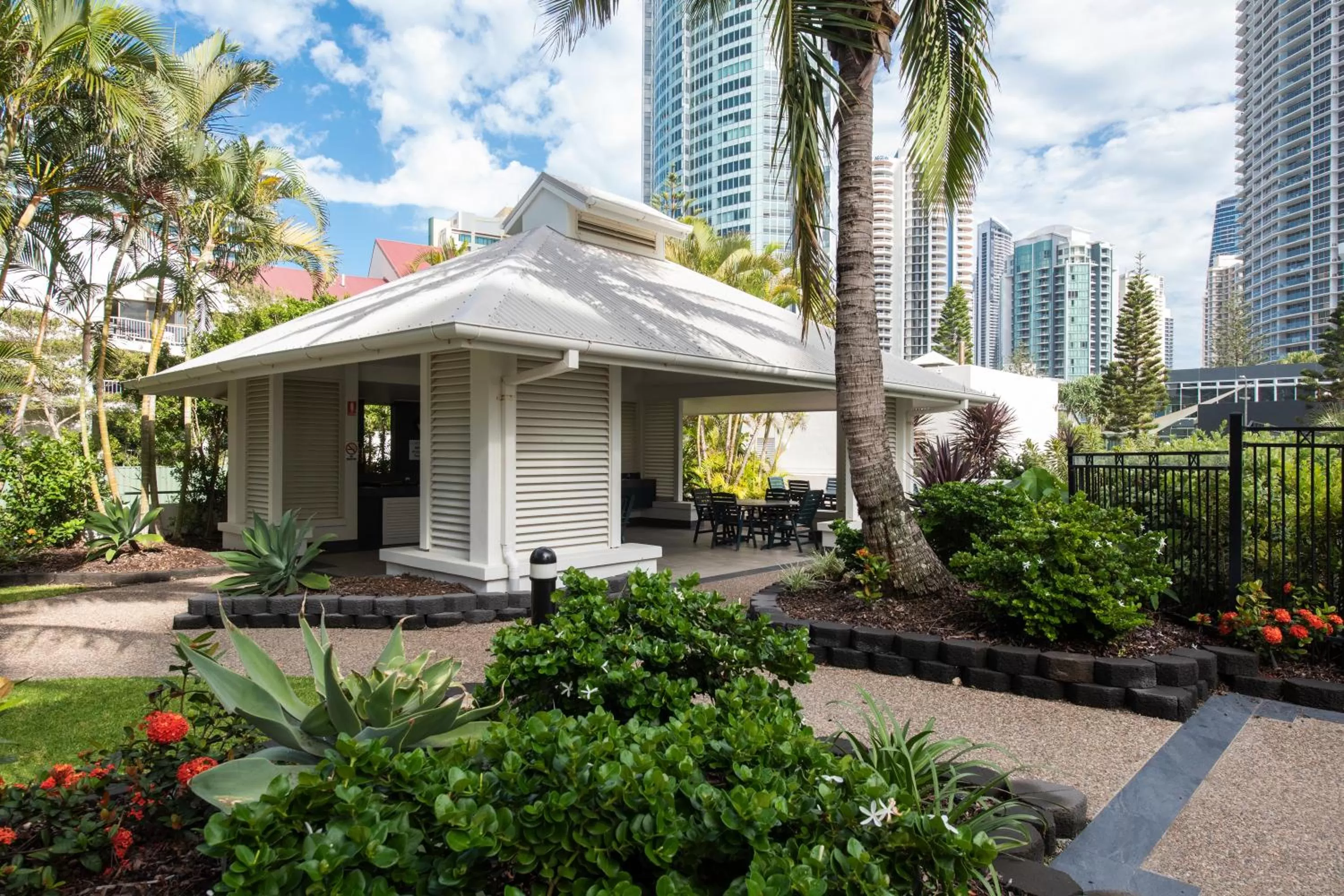 BBQ facilities in BreakFree Longbeach Resort