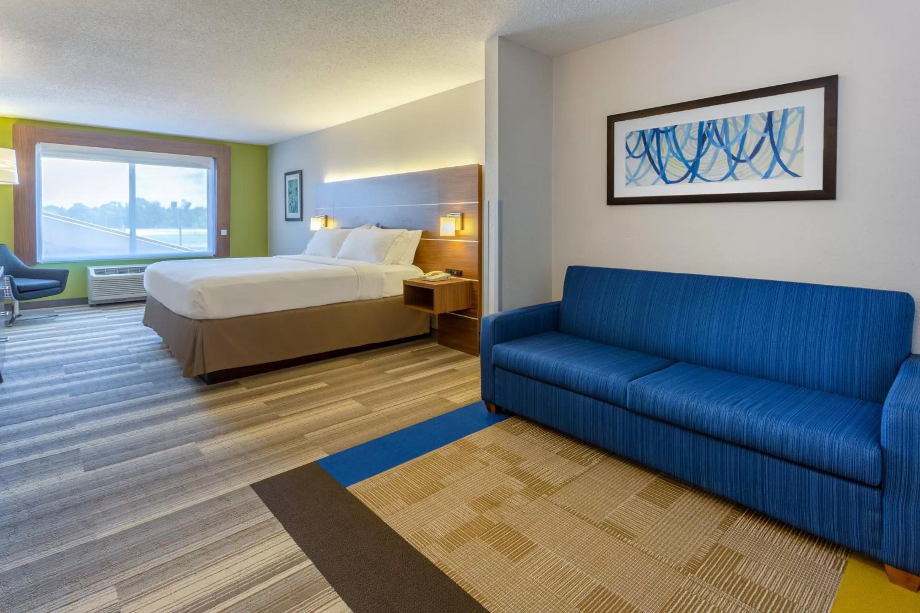Suite with One King Bed Hearing Accessible - Non-Smoking in Holiday Inn Express & Suites Vandalia by IHG