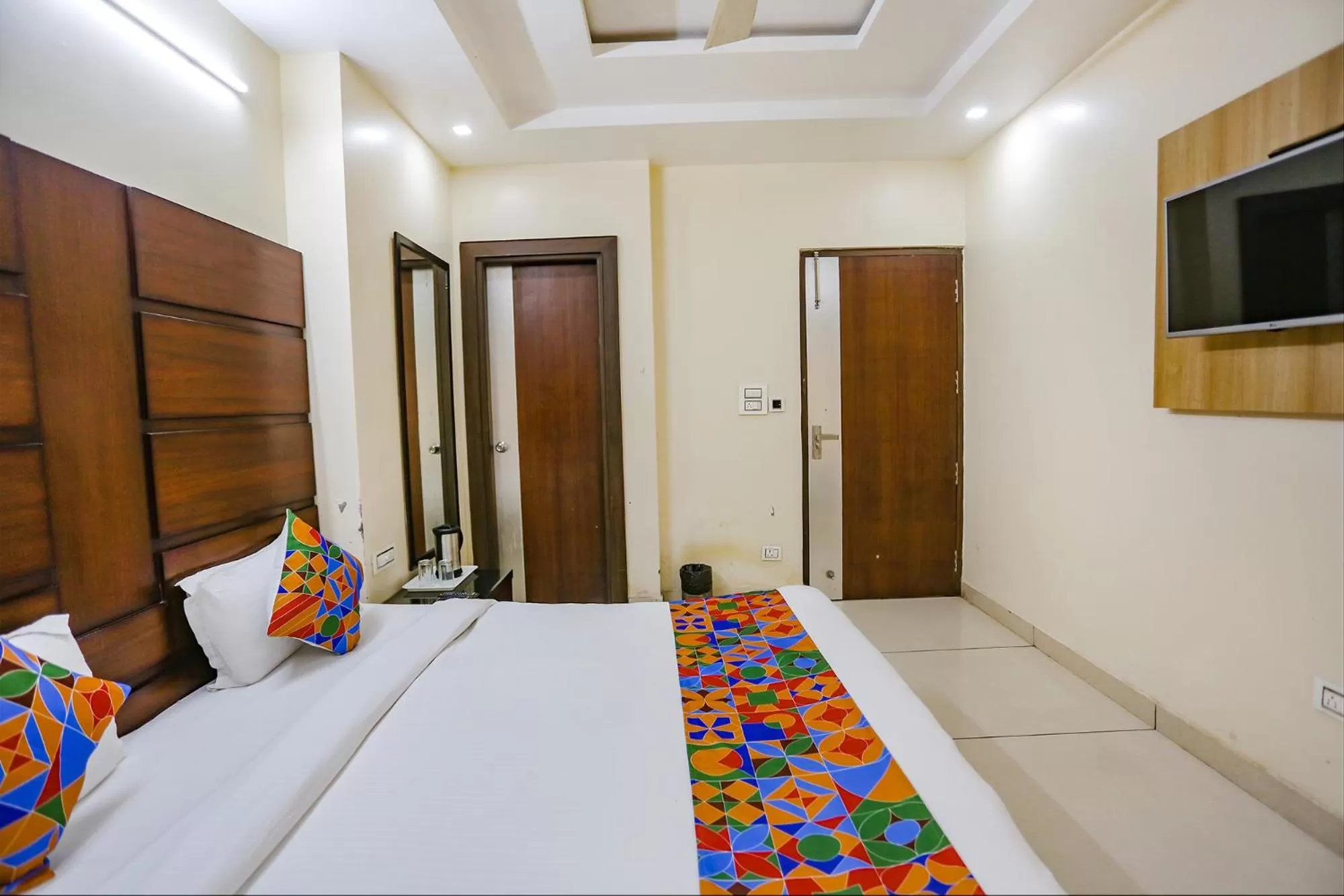 Bed in FabHotel Winter Line Inn