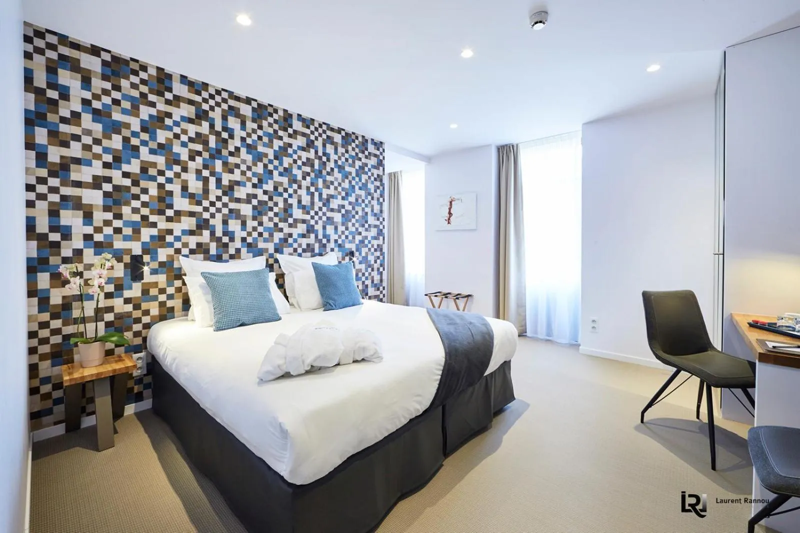 Bed in Le Manoir de Kerbot