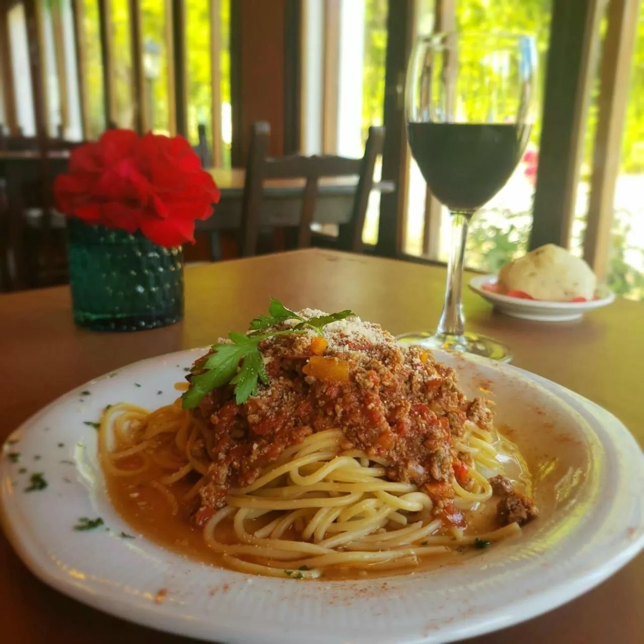 Food and drinks in Kalken Hotel by MH