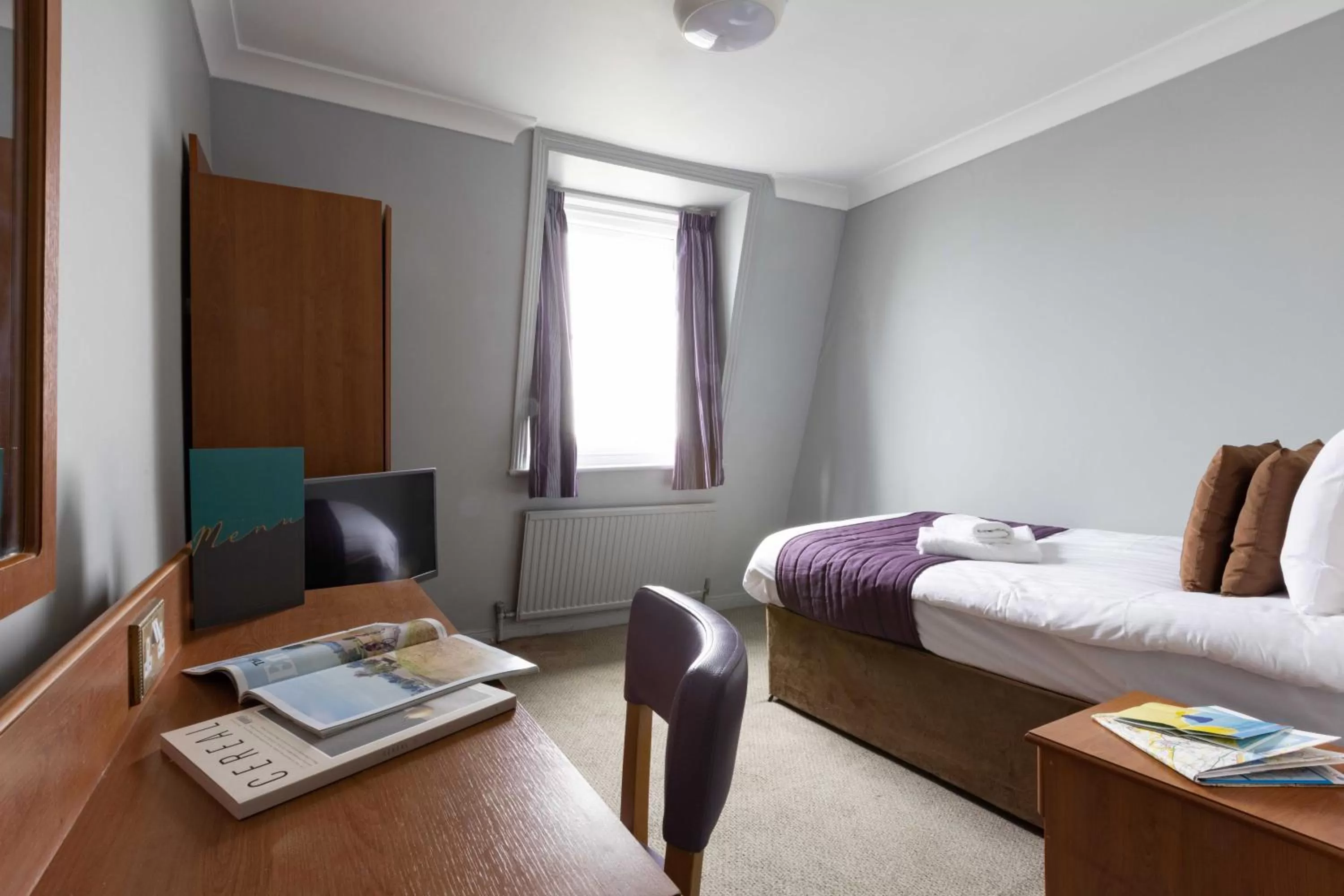 Bedroom, Bed in The Caledonian New Southlands Hotel