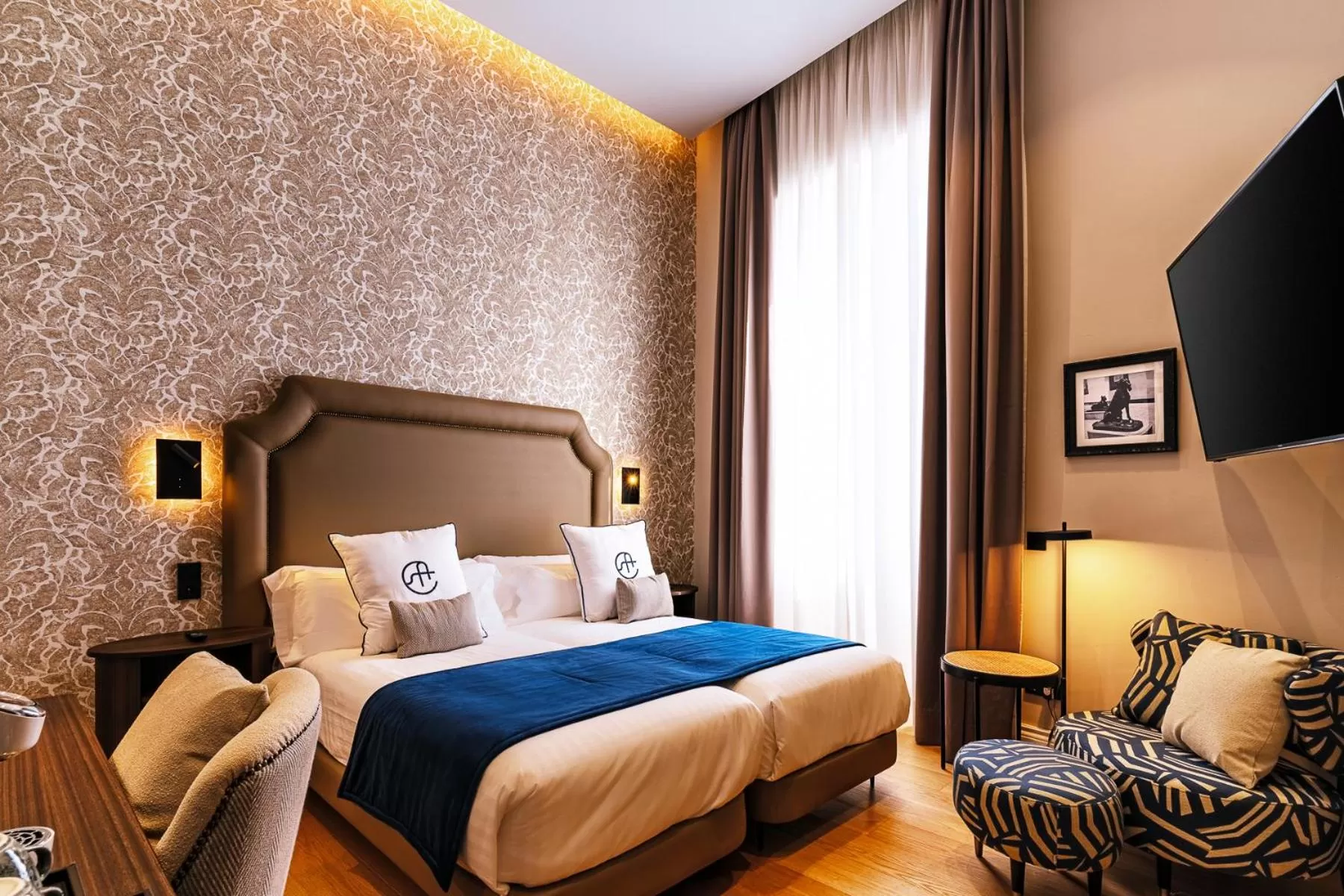 Photo of the whole room, Bed in Boutique Hotel Cordial Plaza Mayor de Santa Ana