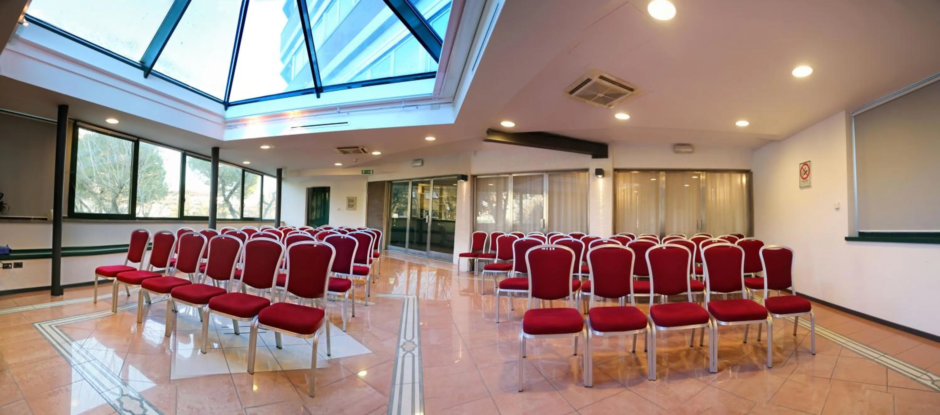 Business facilities in Hotel Cristallo