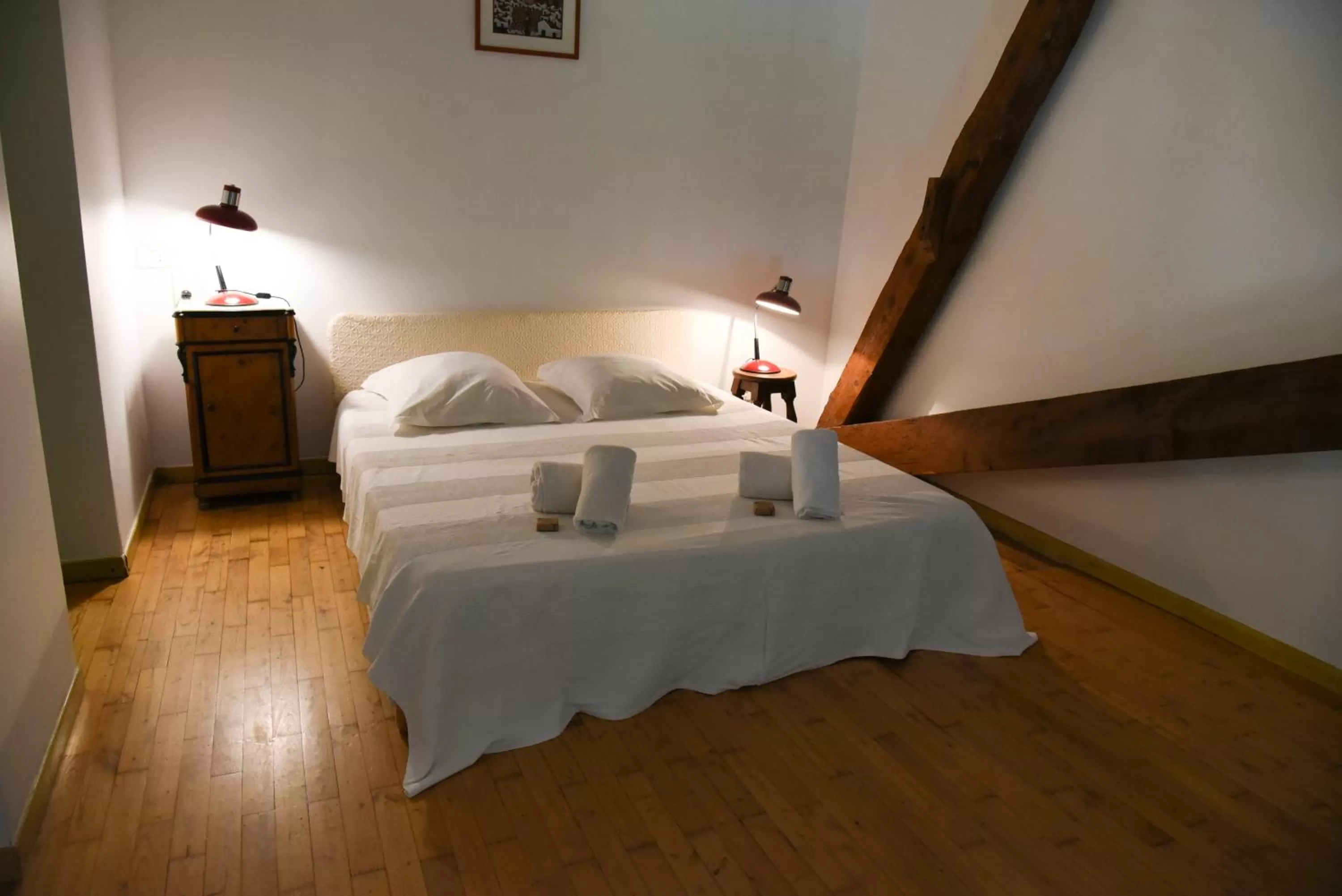 Bedroom, Bed in La Bergerie de l'etang