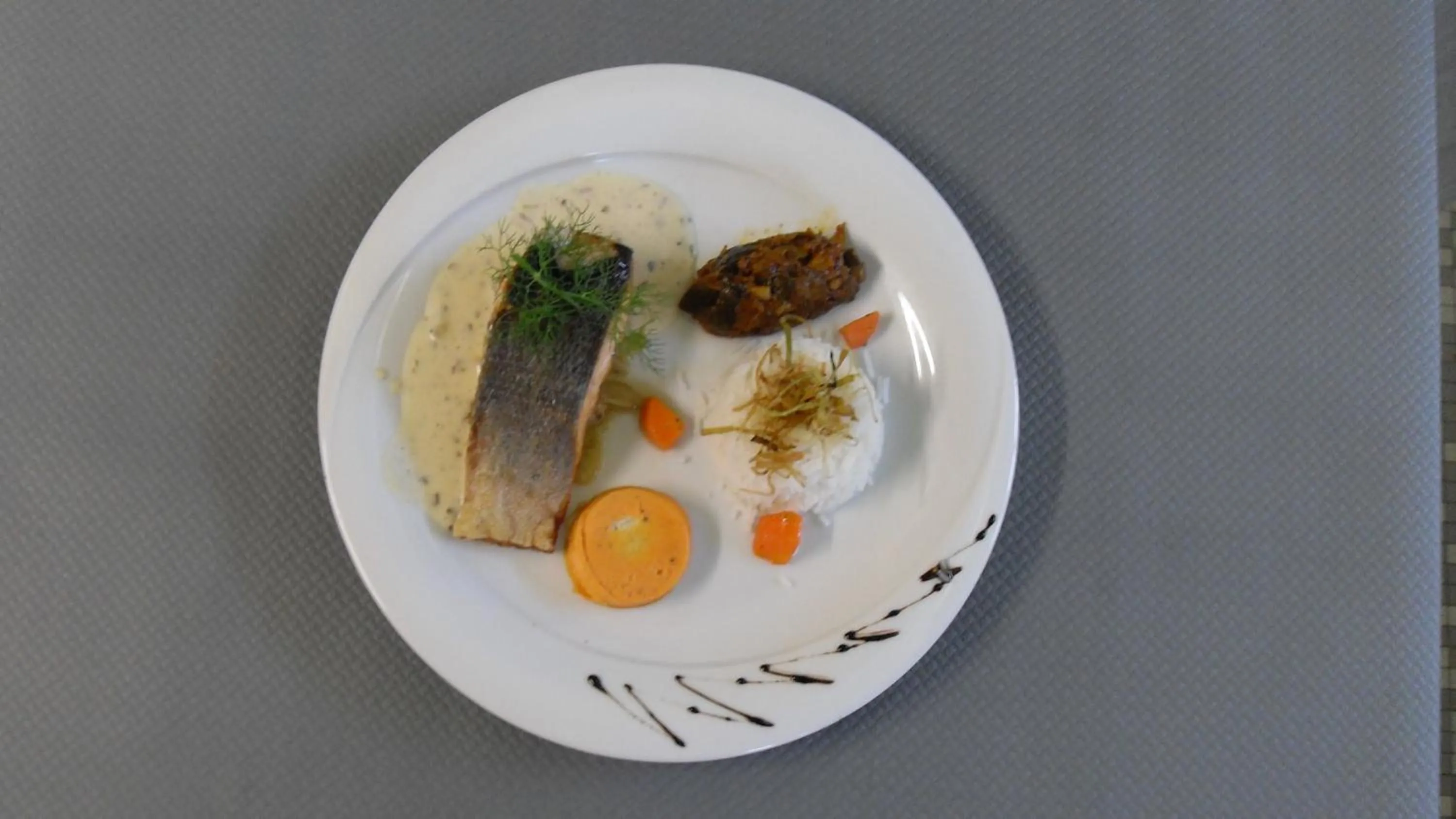 Food and drinks in Hotel Restaurant Bocher