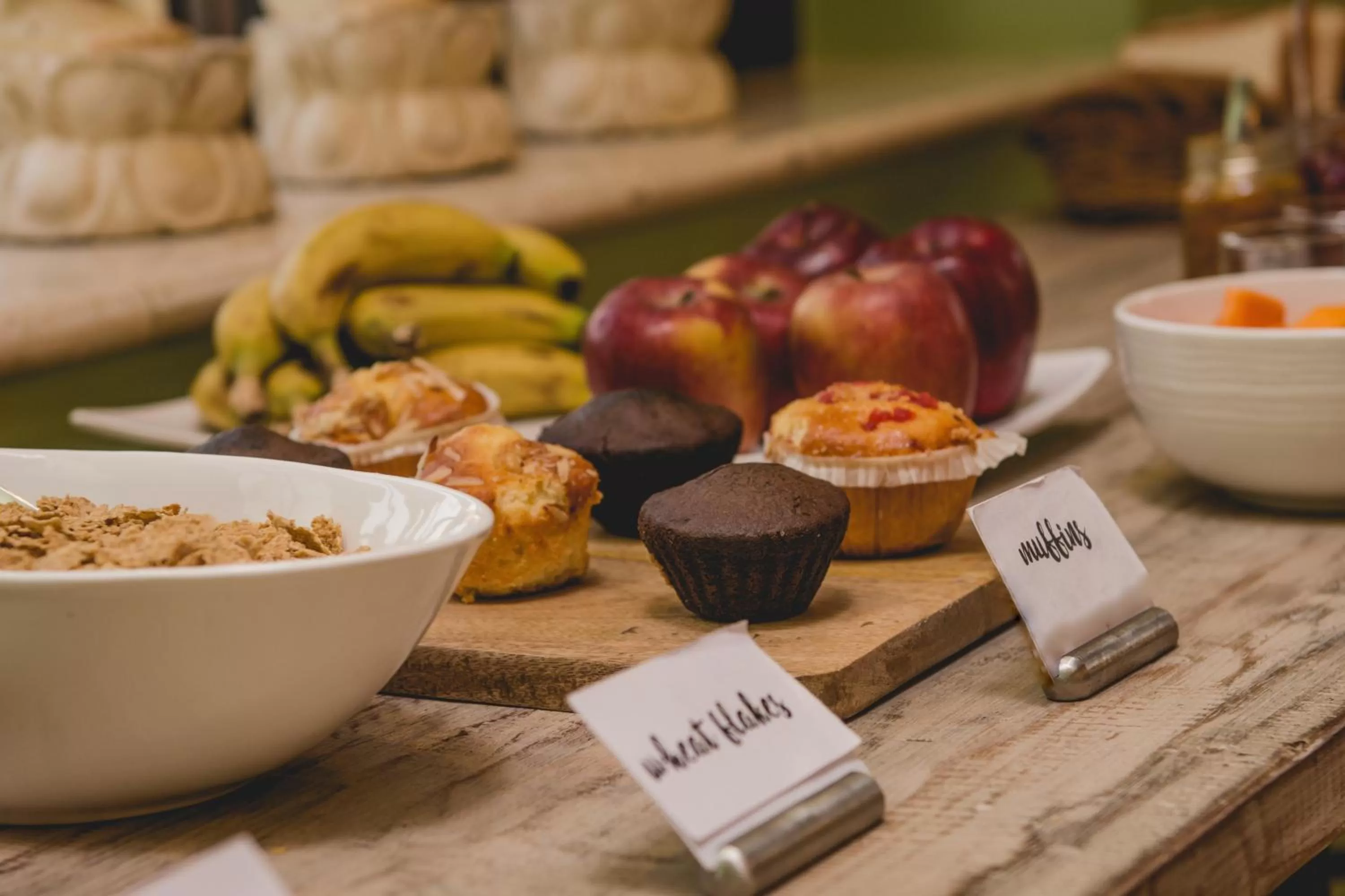 Breakfast in The Almond Tree