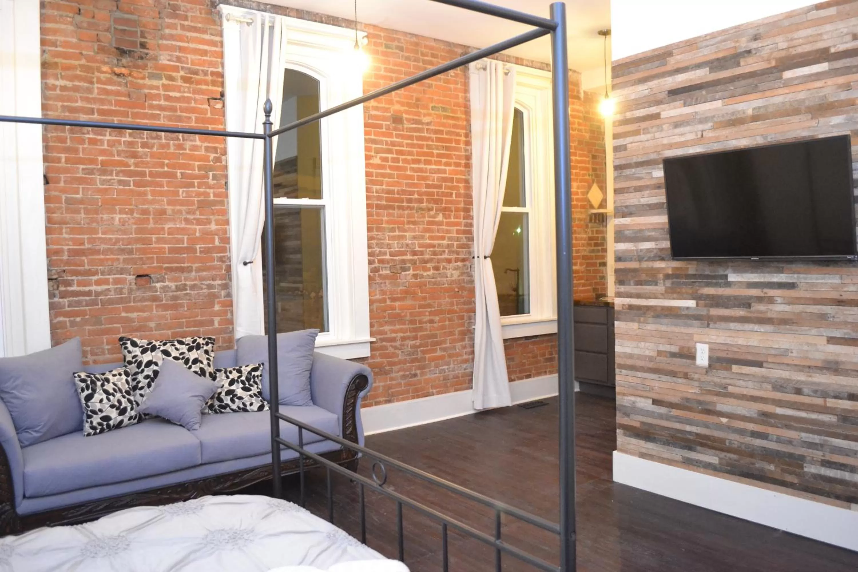 Eighteen-Ninety Sleepover