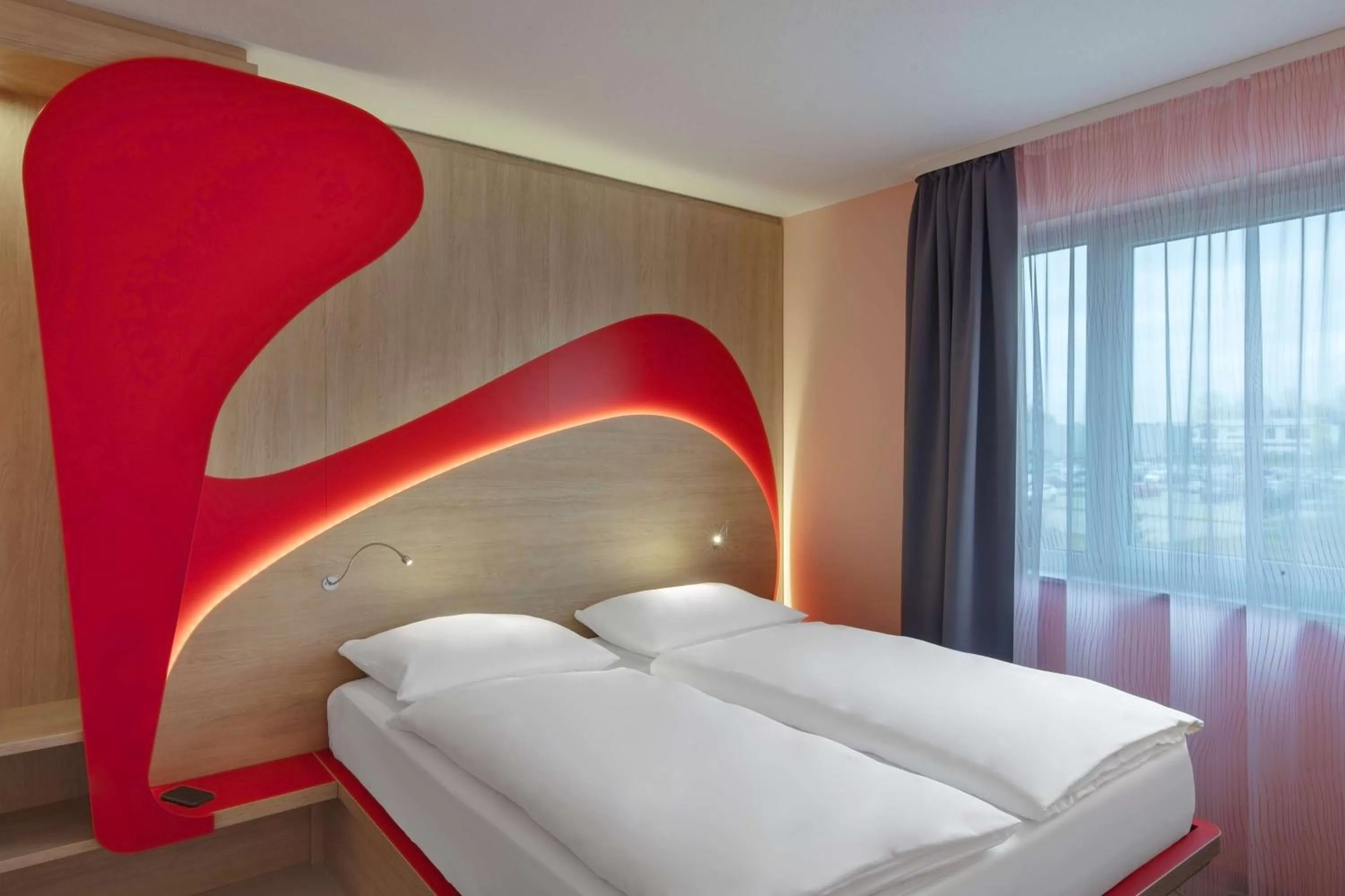 Bedroom, Bed in Prize by Radisson, Munich Airport