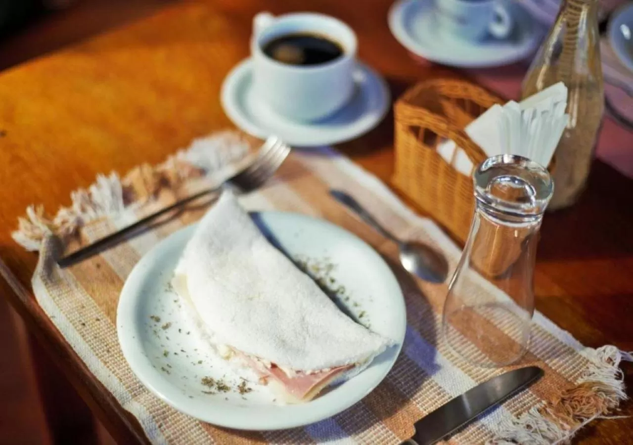 Breakfast in Aki Pousada