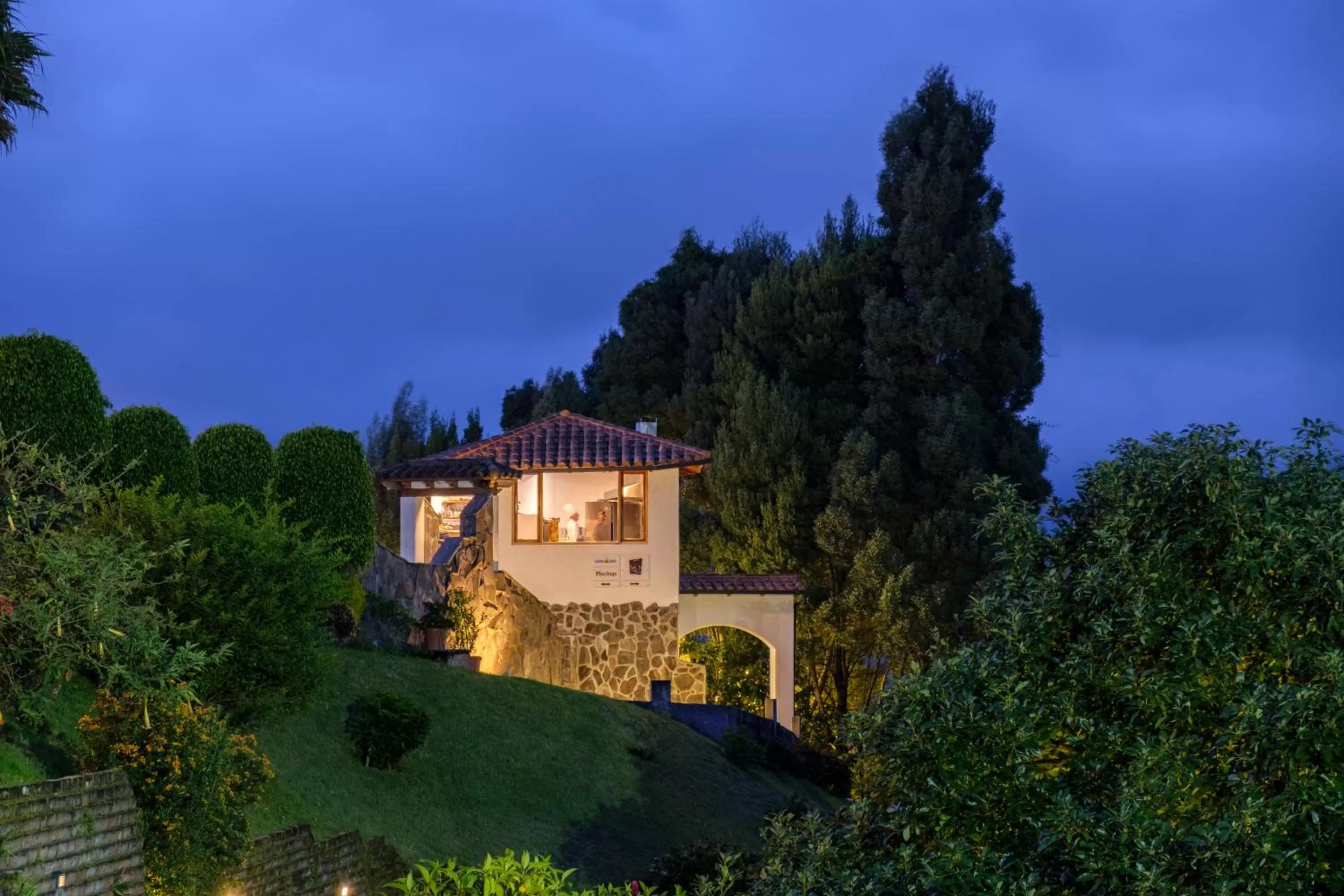 Restaurant/places to eat in Luna Volcán, Adventure SPA - formerly Luna Runtún