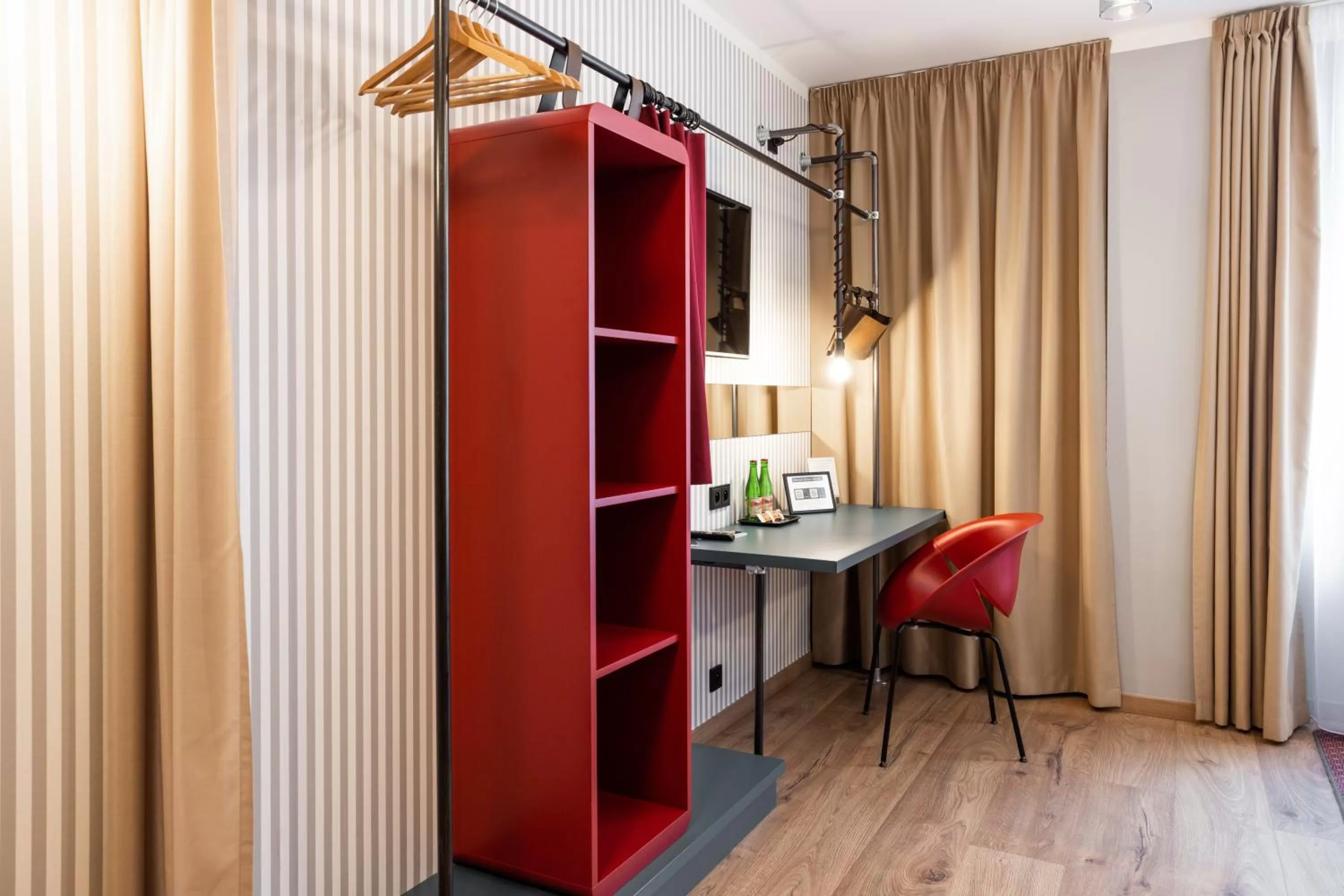 TV and multimedia in Miss Sophie's Downtown