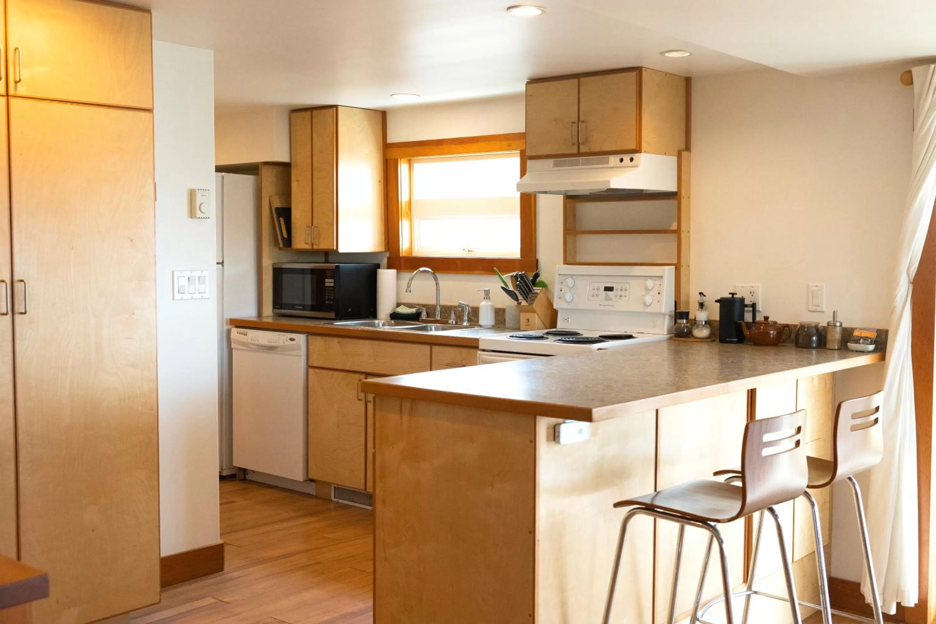 The Shoreline Tofino