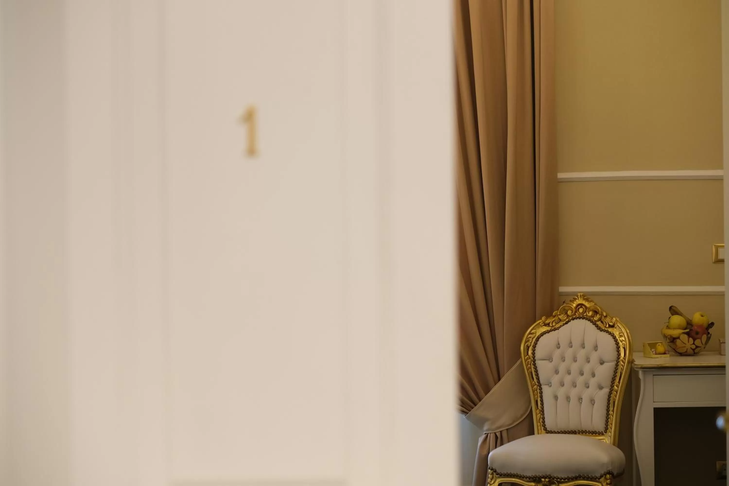 Decorative detail in B&B Kingsman