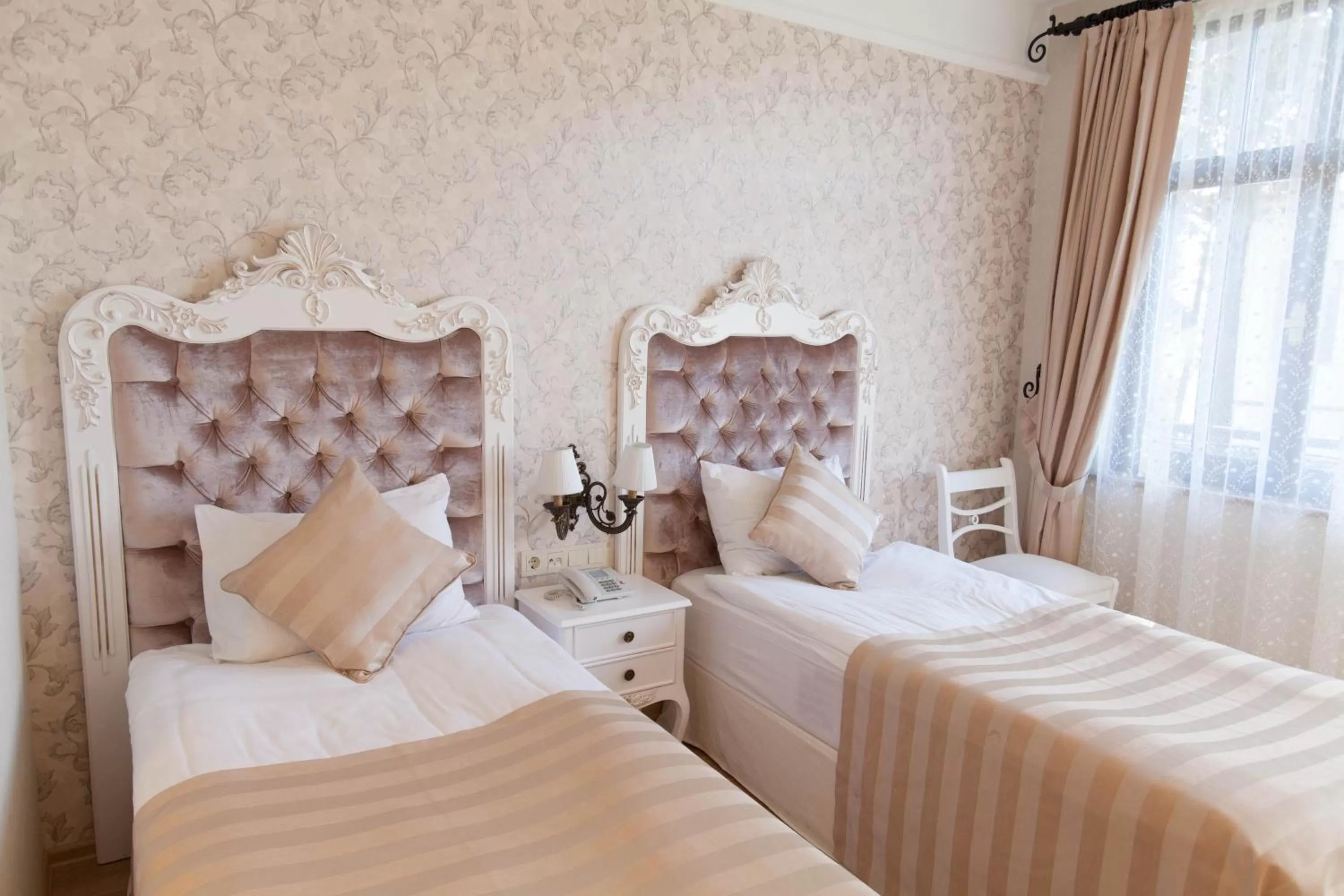 Bed in Aspen Hotel Kaleiçi