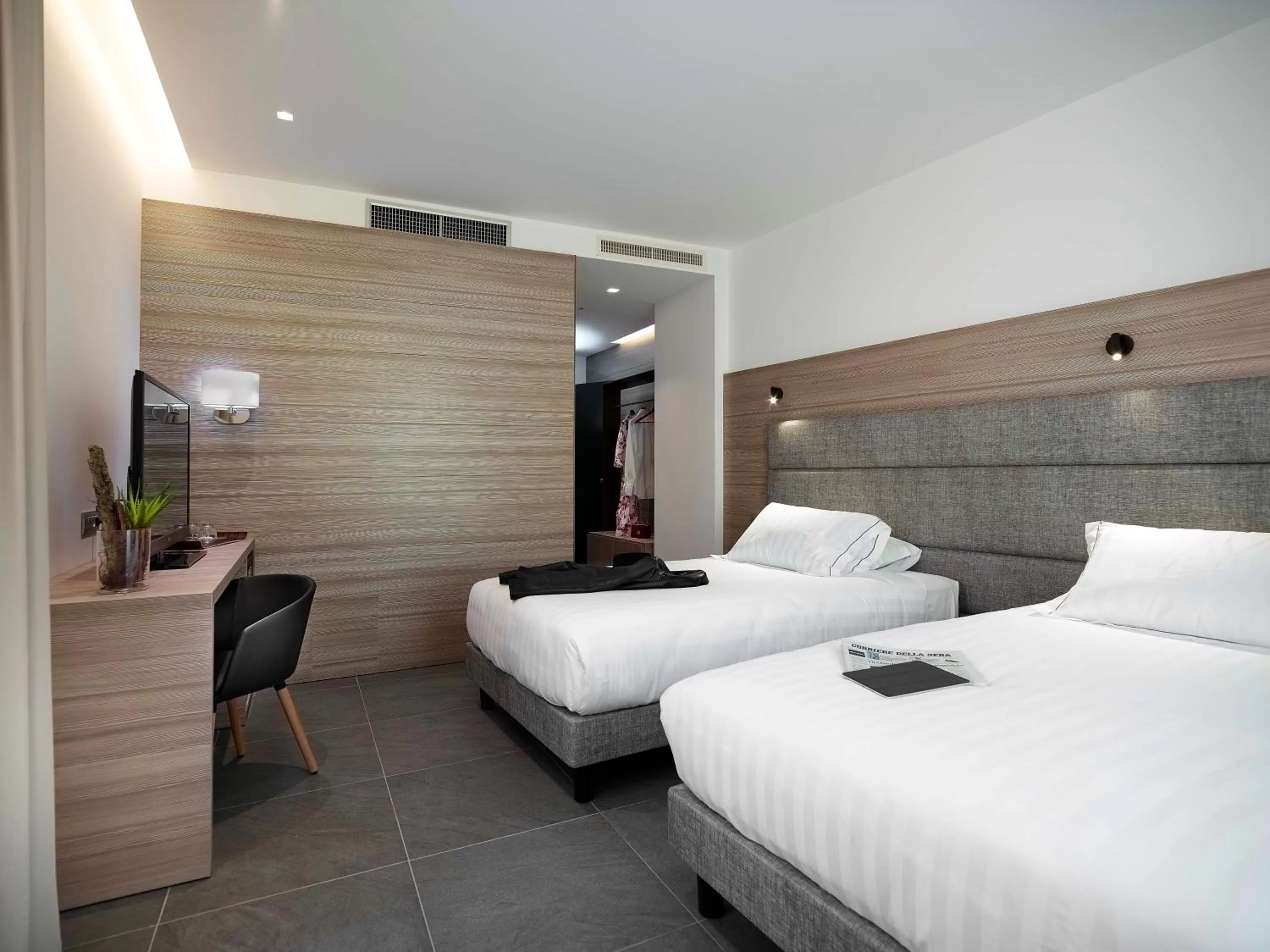 Photo of the whole room, Bed in Boutique Hotel Touring