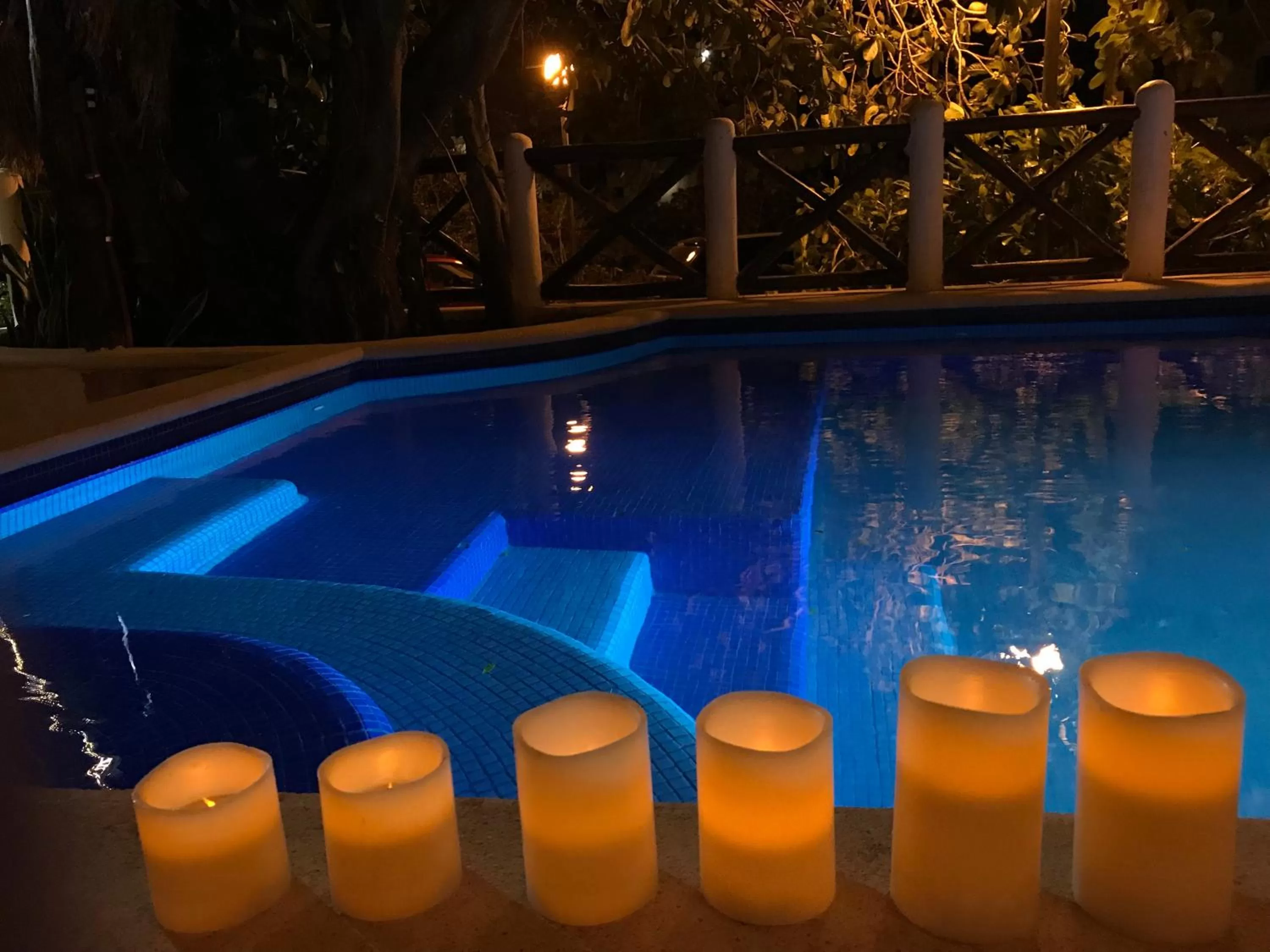 Pool view, Swimming Pool in Hotel Amar Inn