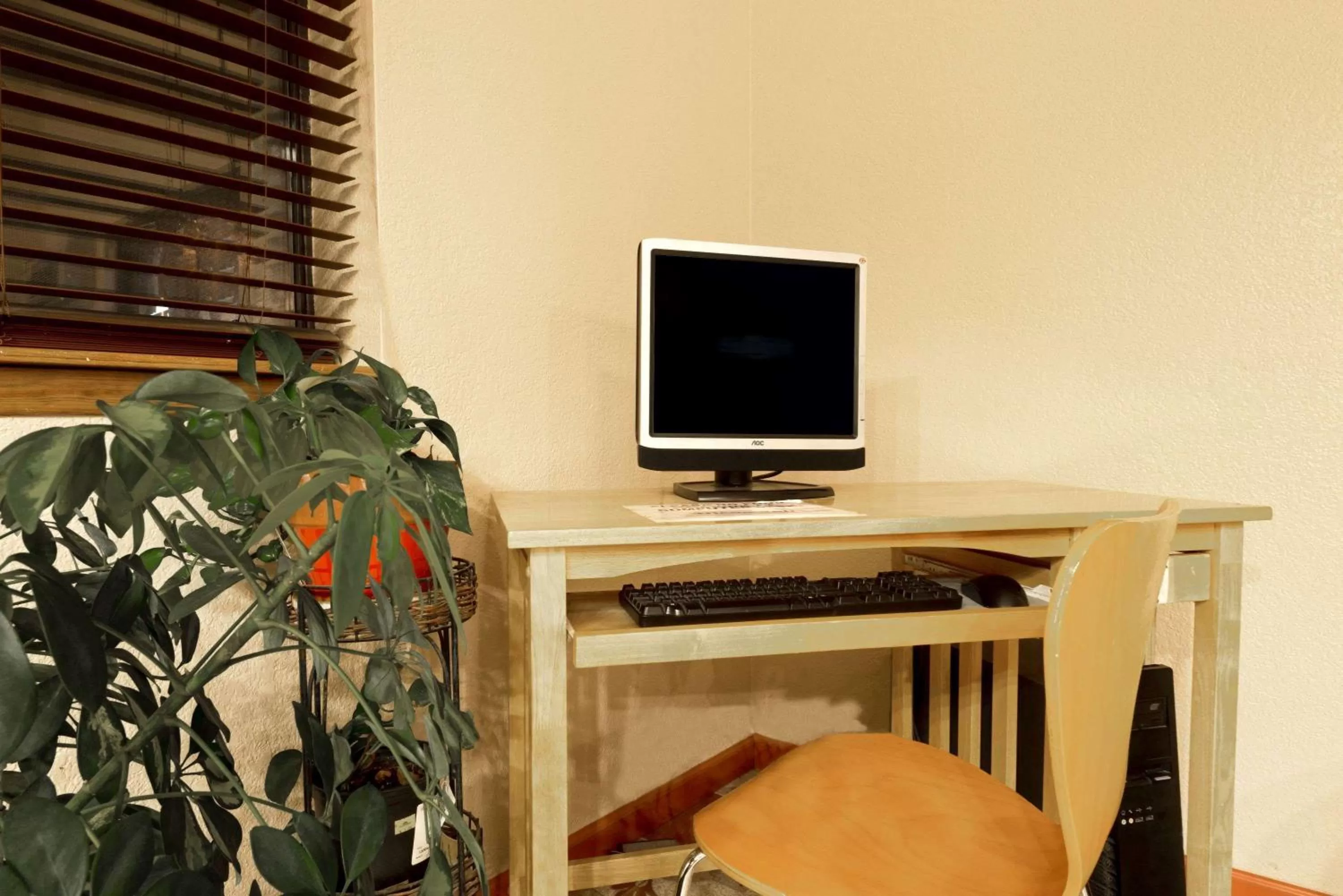 On site in Super 8 by Wyndham Las Cruces/White Sands Area