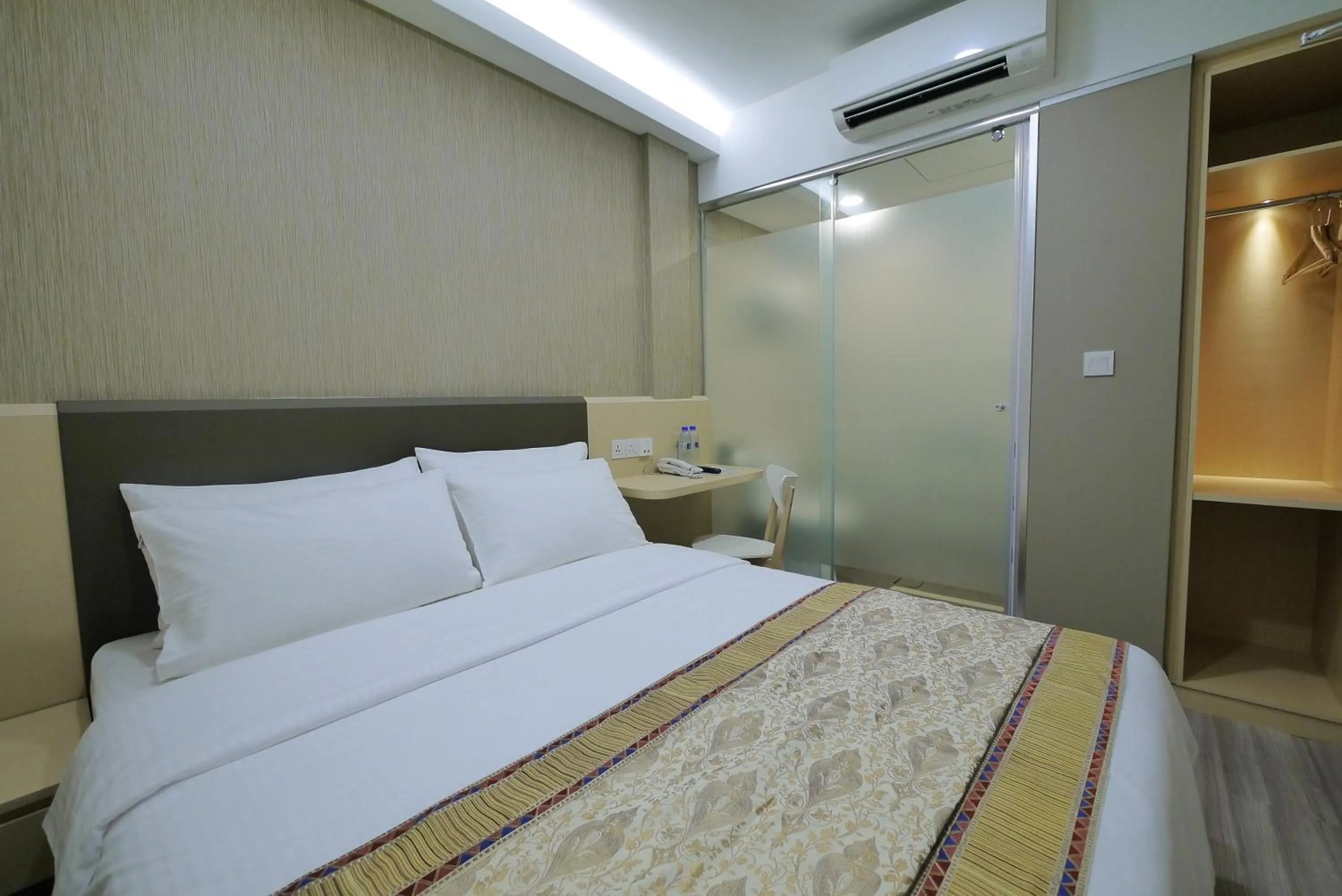 Photo of the whole room, Bed in 33 Boutique Hotel Bandar Sunway