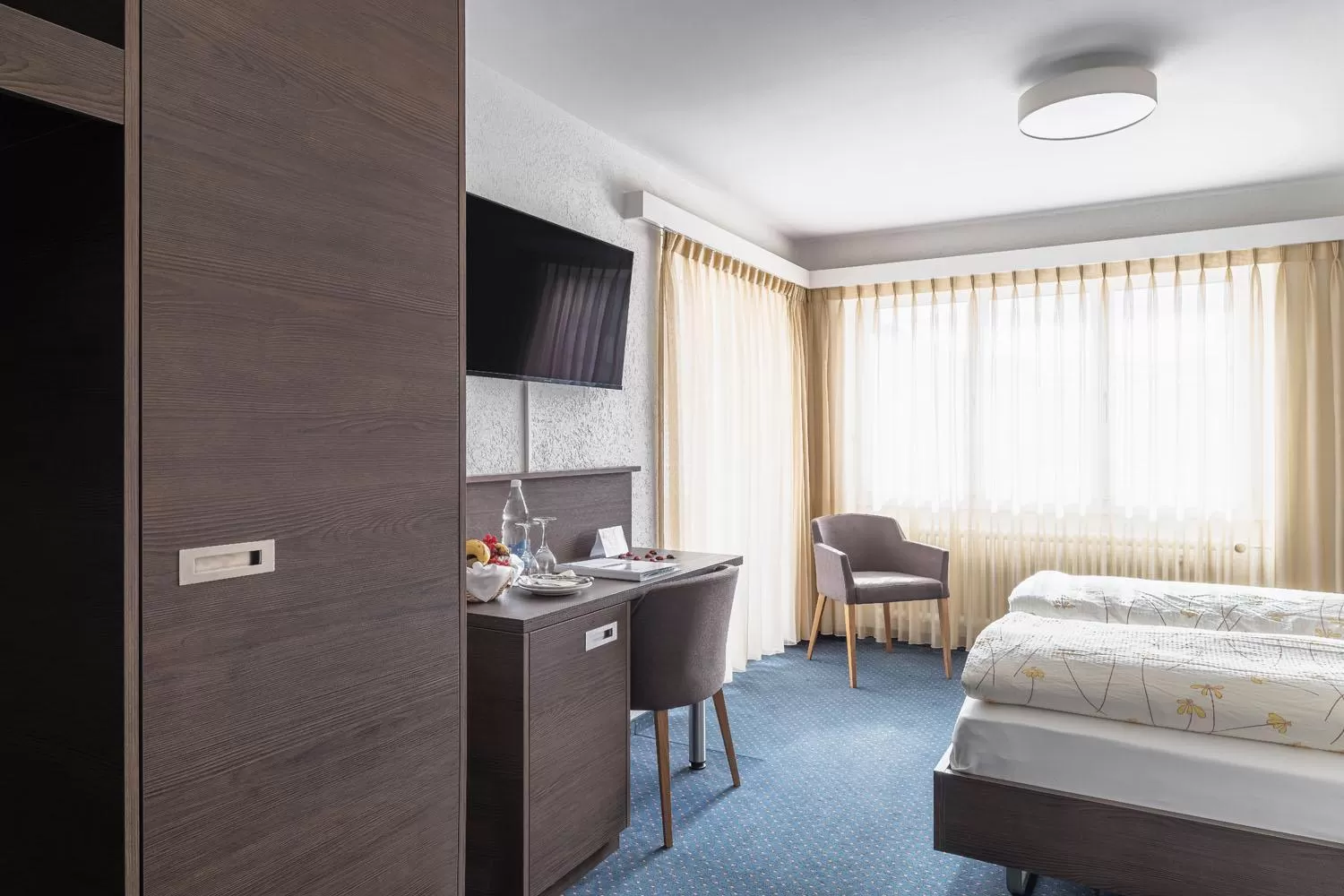 TV and multimedia, Seating Area in Hotel Drei Könige