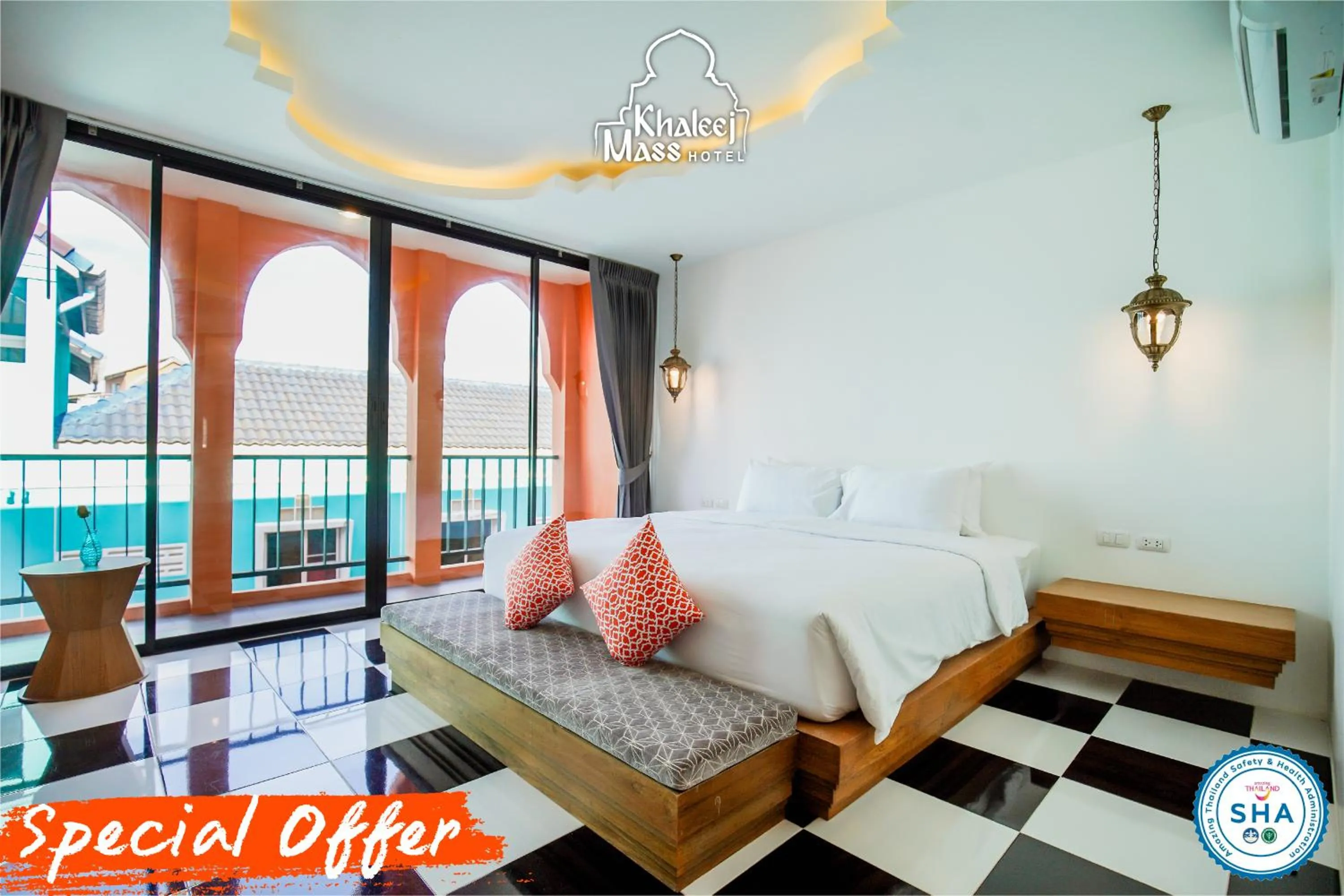 Bed in Khaleej Mass Hotel Patong