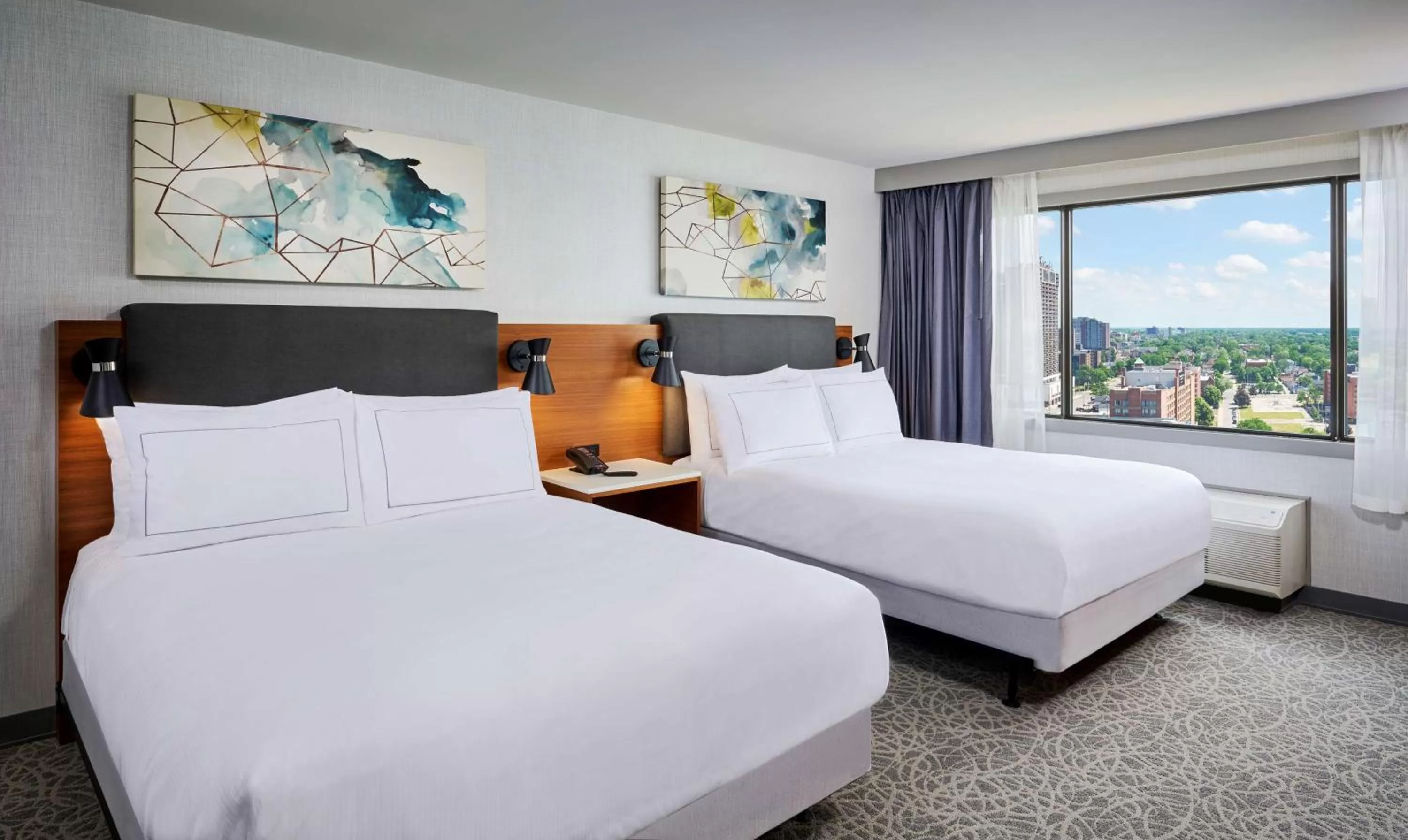 Bed in DoubleTree by Hilton Windsor, ON