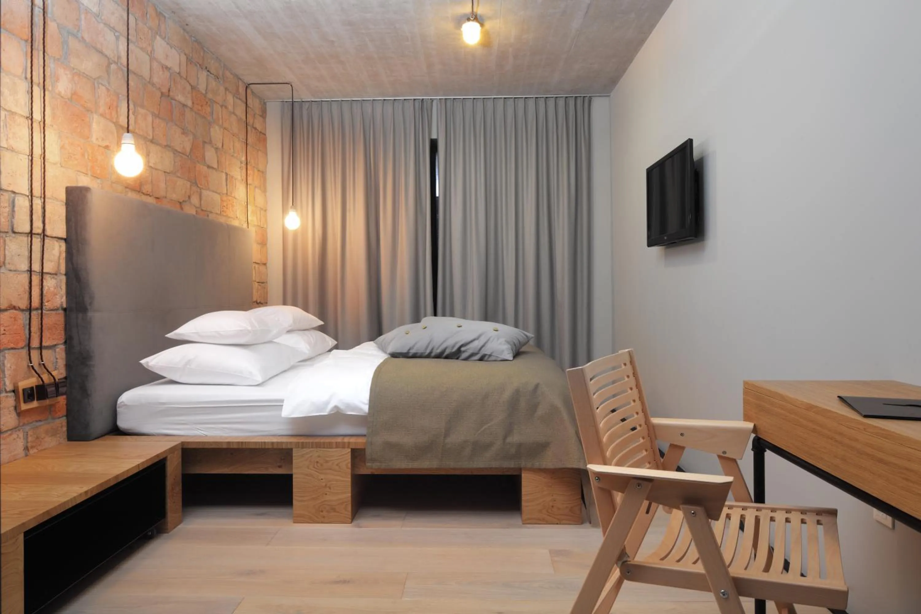 Photo of the whole room, Bed in Hotel Nox