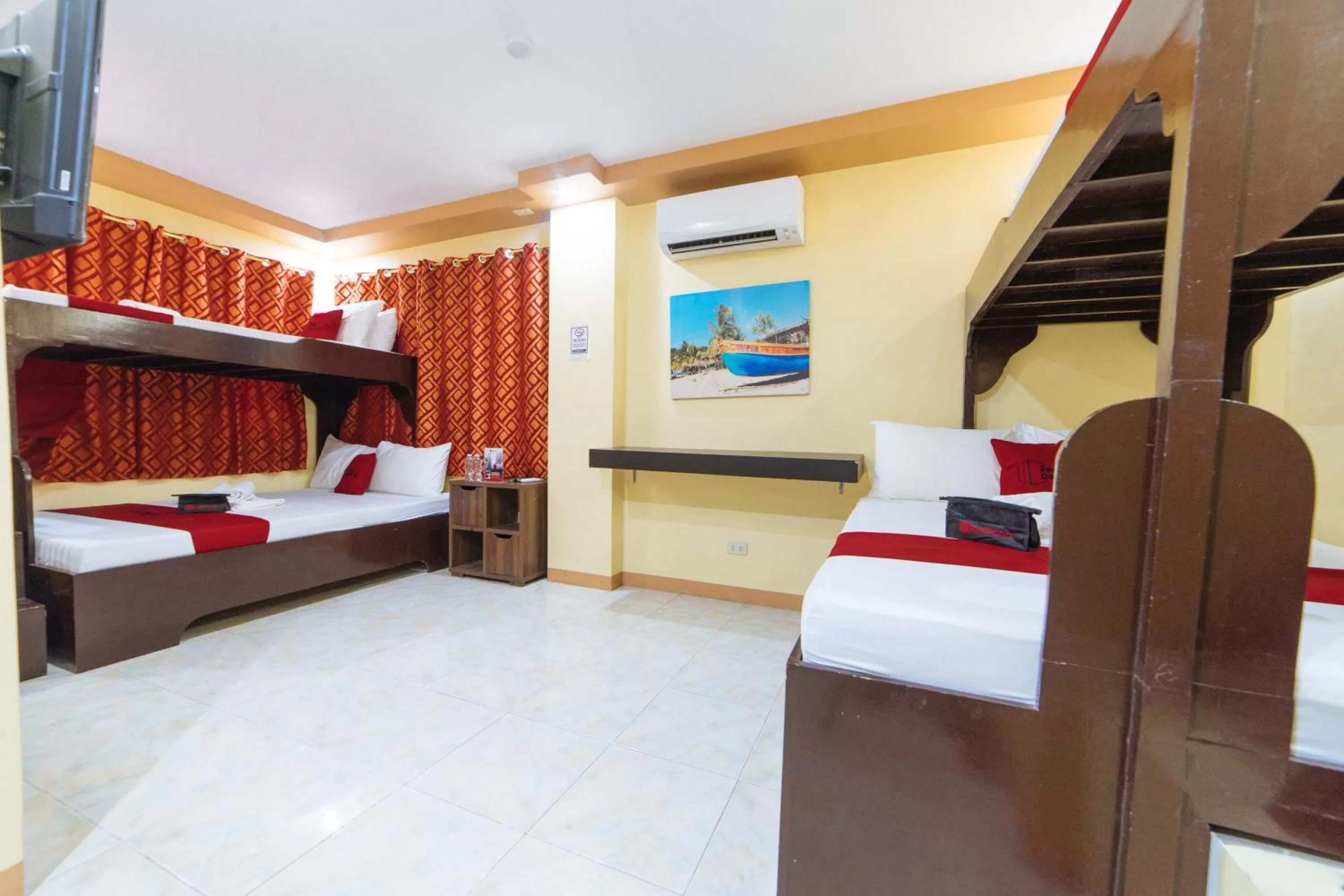 Bedroom, Bed in RedDoorz near Notre Dame of Dadiangas University