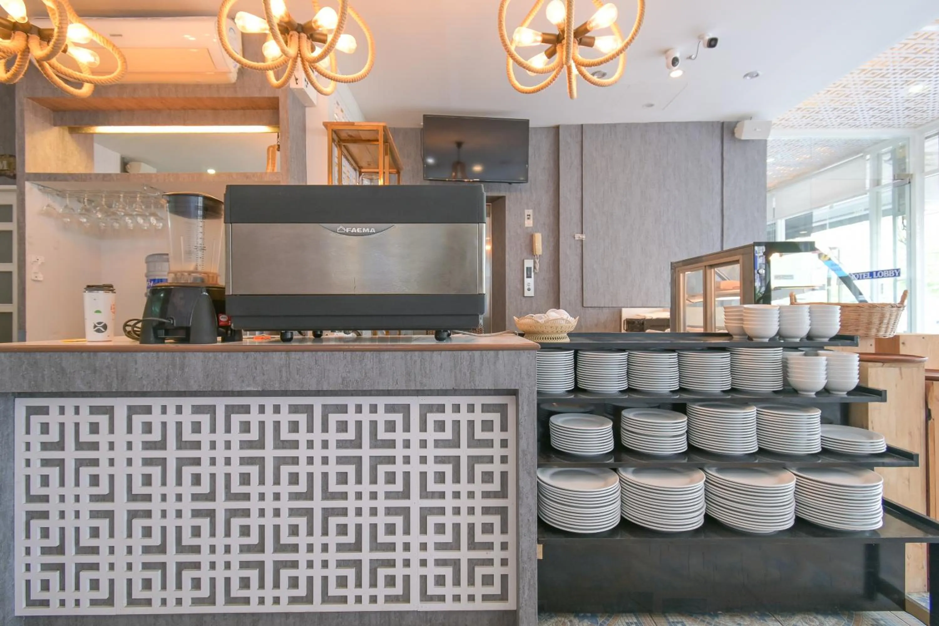 Food and drinks in Sino Maison