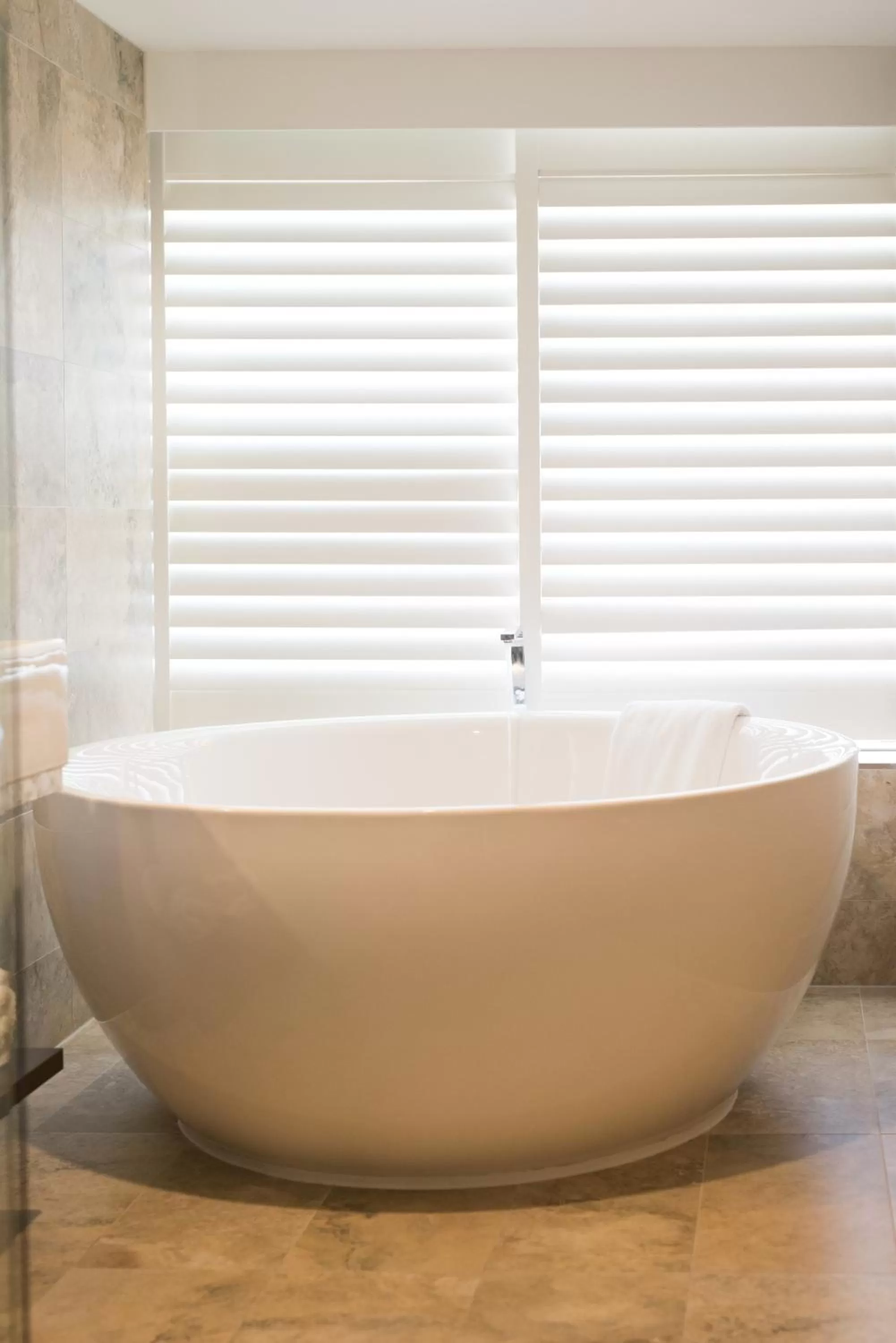 Bathroom in Novotel Wollongong Northbeach