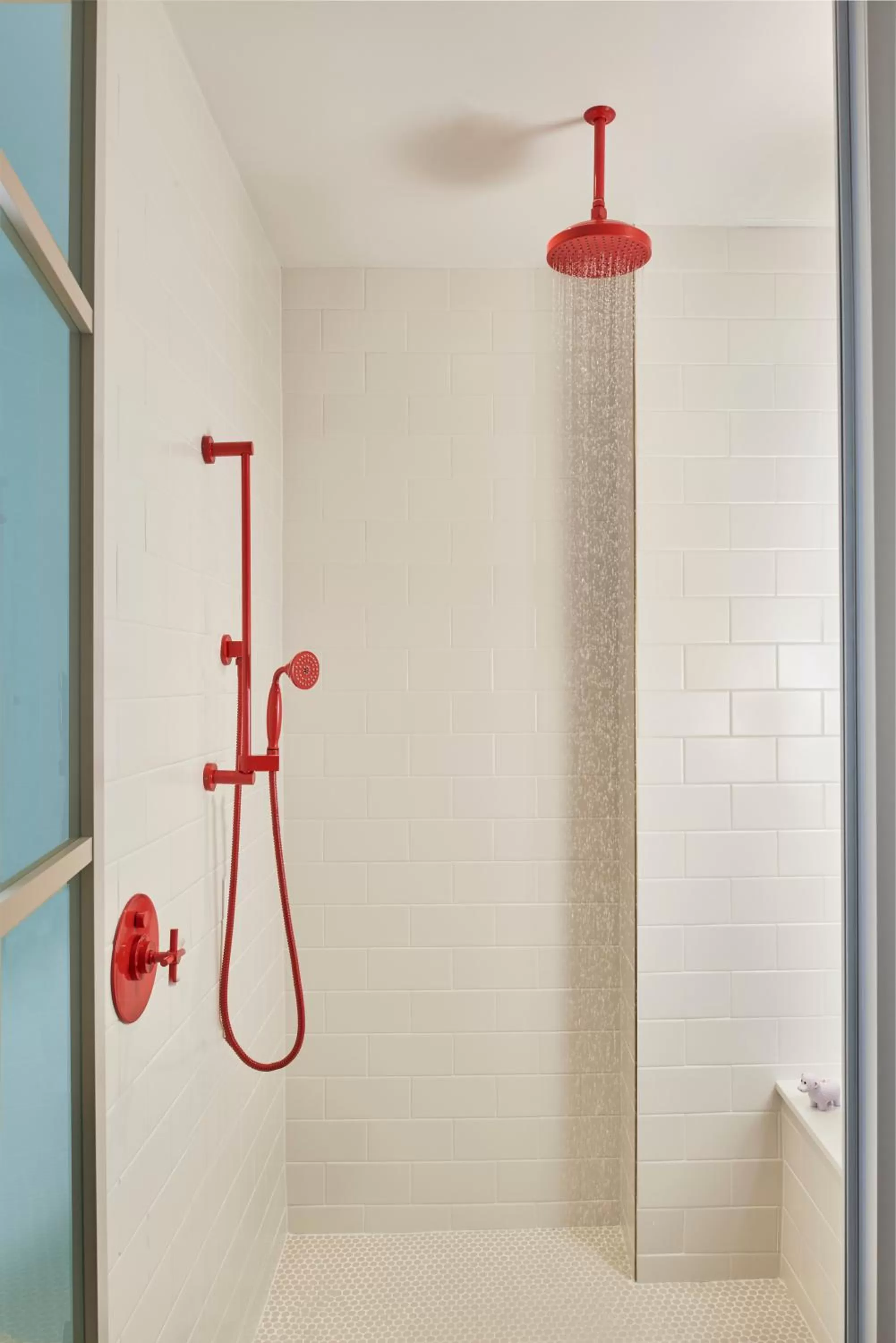 Photo of the whole room in Virgin Hotels Dallas